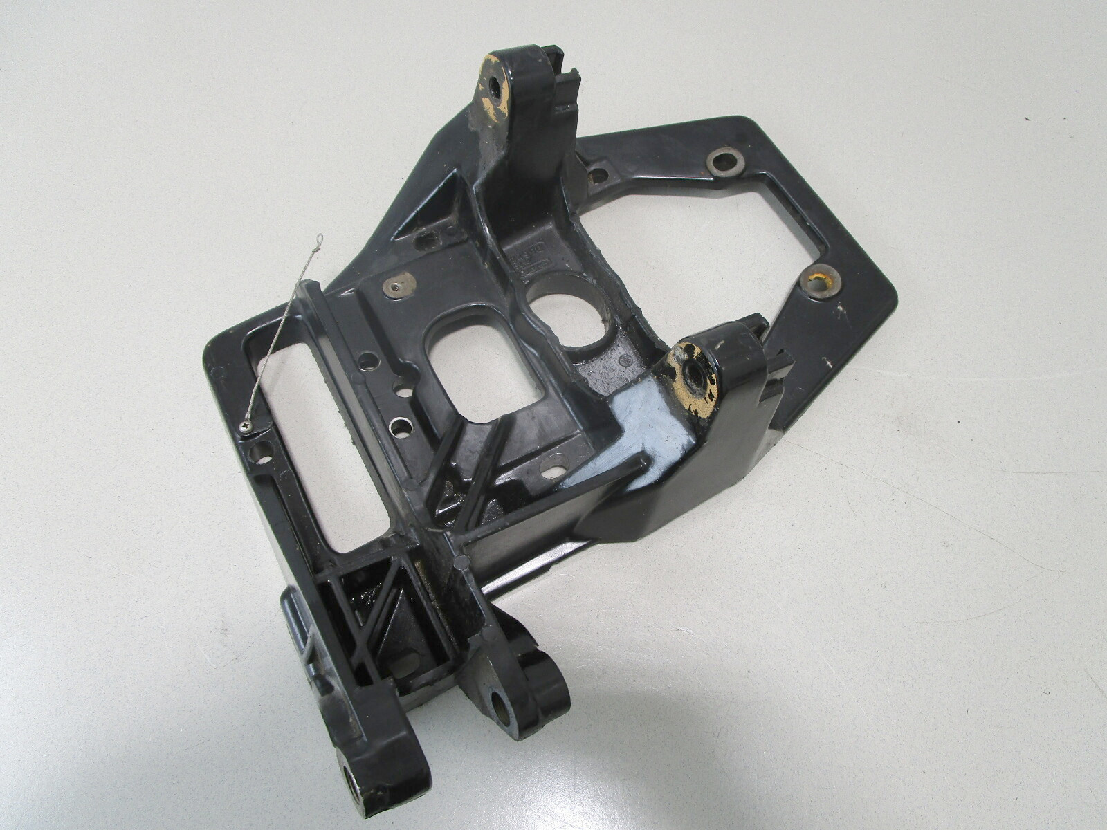 44117A8 94986 Inner Transom Plate for Mercruiser Sterndrive