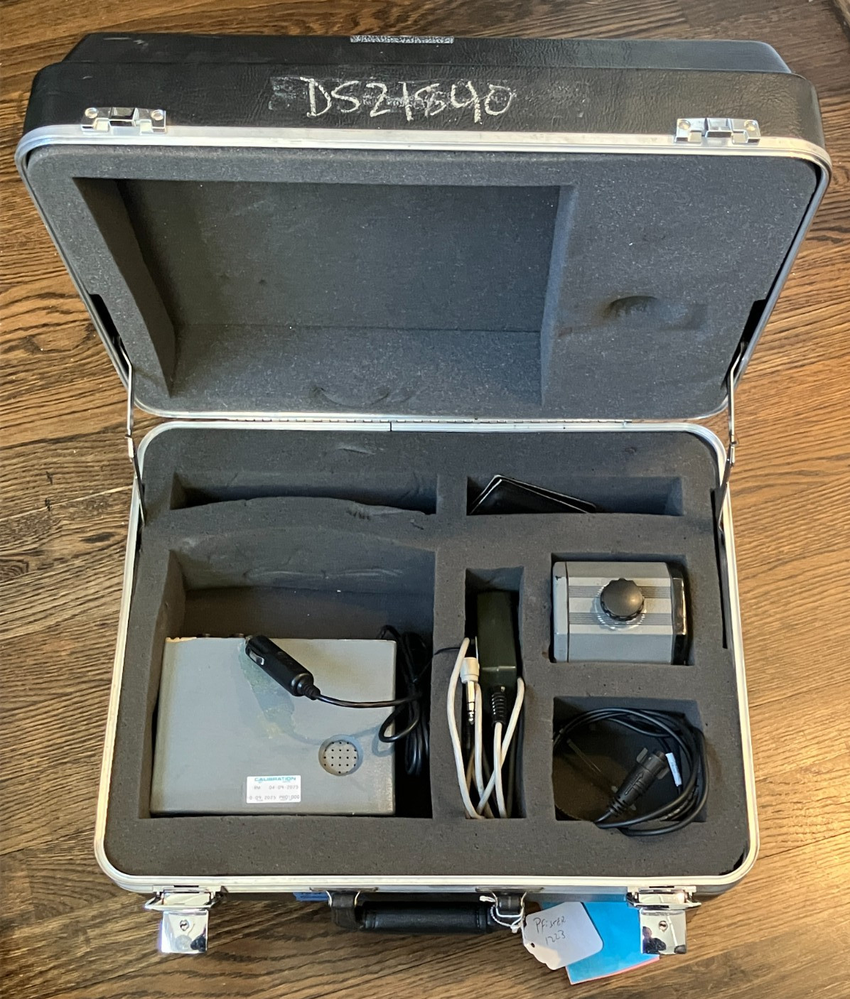 Kustom Signals Pro-1000DS Police Traffic Radar Tested & Working with hard case