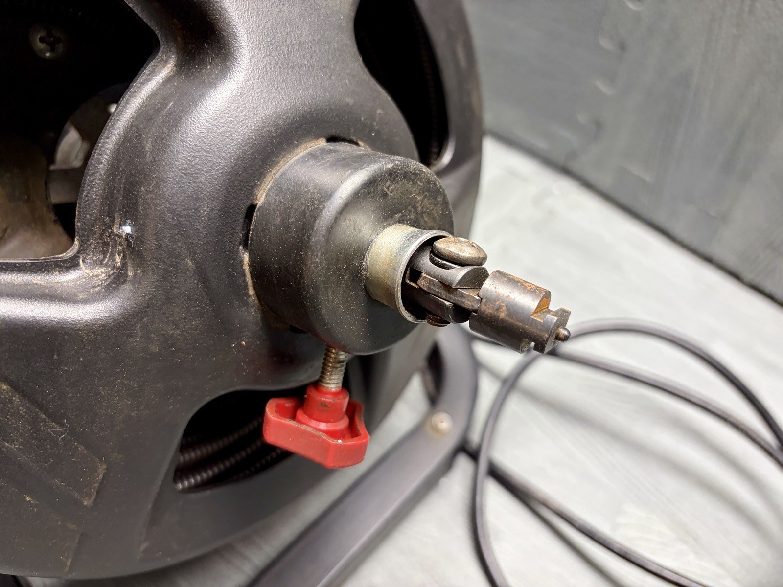 HUSKY-Cable Drum Auger-USED-5/16 in. x 50 ft. Cable Drum Auger