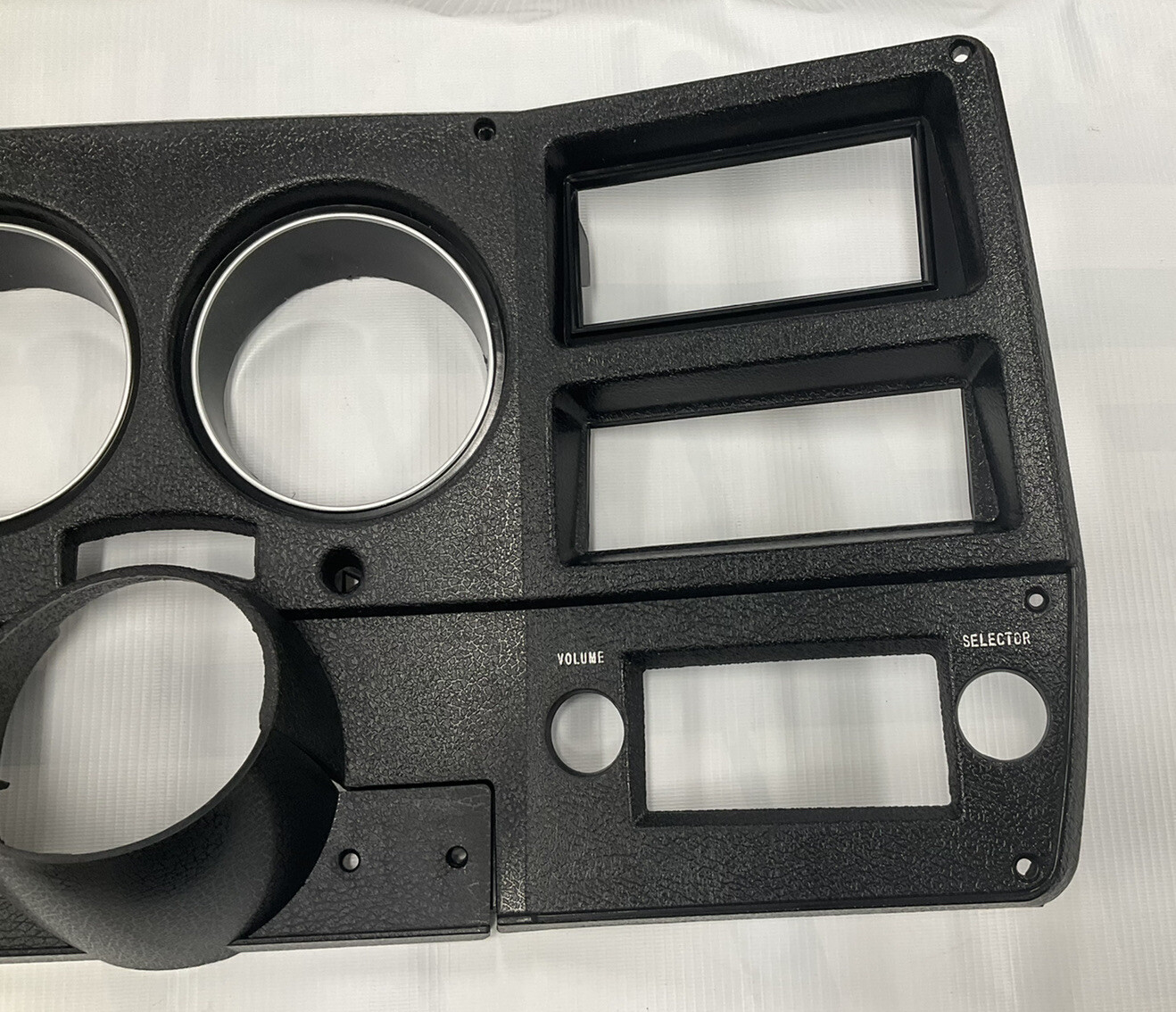 1975 1976 1977 CHEVROLET GMC C10 C20 BLAZER K5 GAUGE INSTRUMENT BEZEL WITH A/C