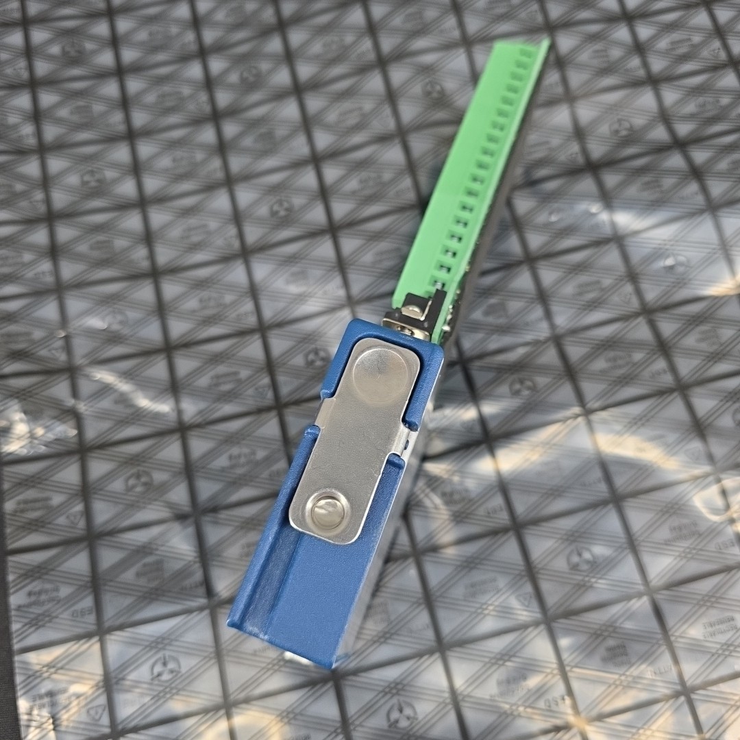 NI-9381 National Instruments C Series Multifunction I/O Module Tested DSUB 9381