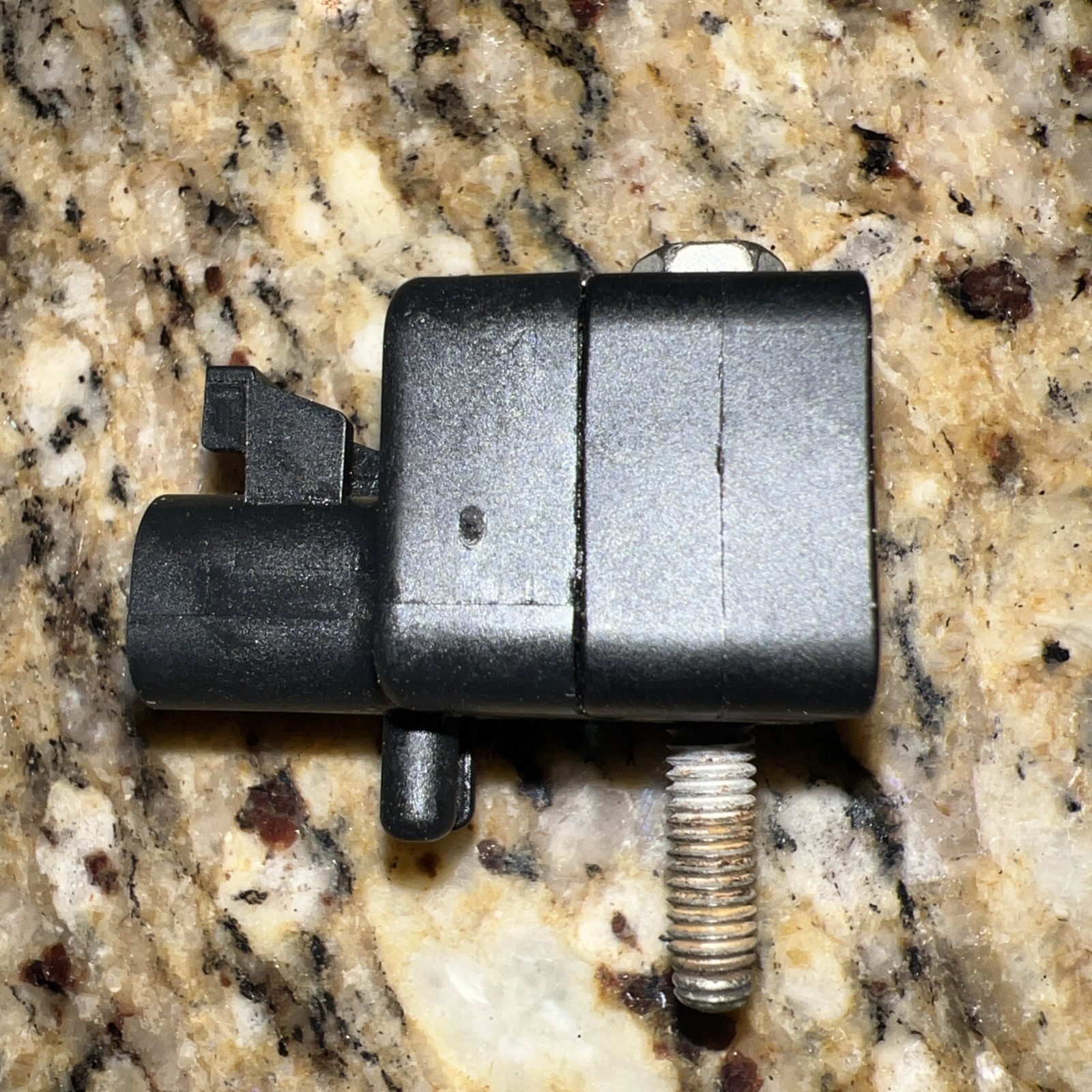 2005-2006 GM Escalade Tahoe Suburban Silverado Bumper Sensor 15103522 TESTED