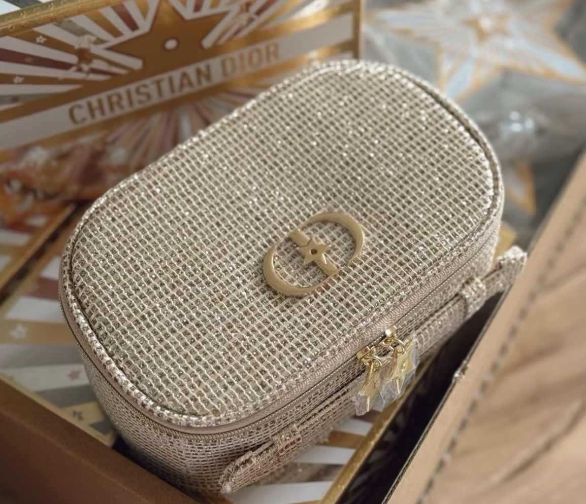 DIOR BEAUTY Gold Vanity Case Makeup Holiday 2025 Limited Edition Novelty GWP NIB