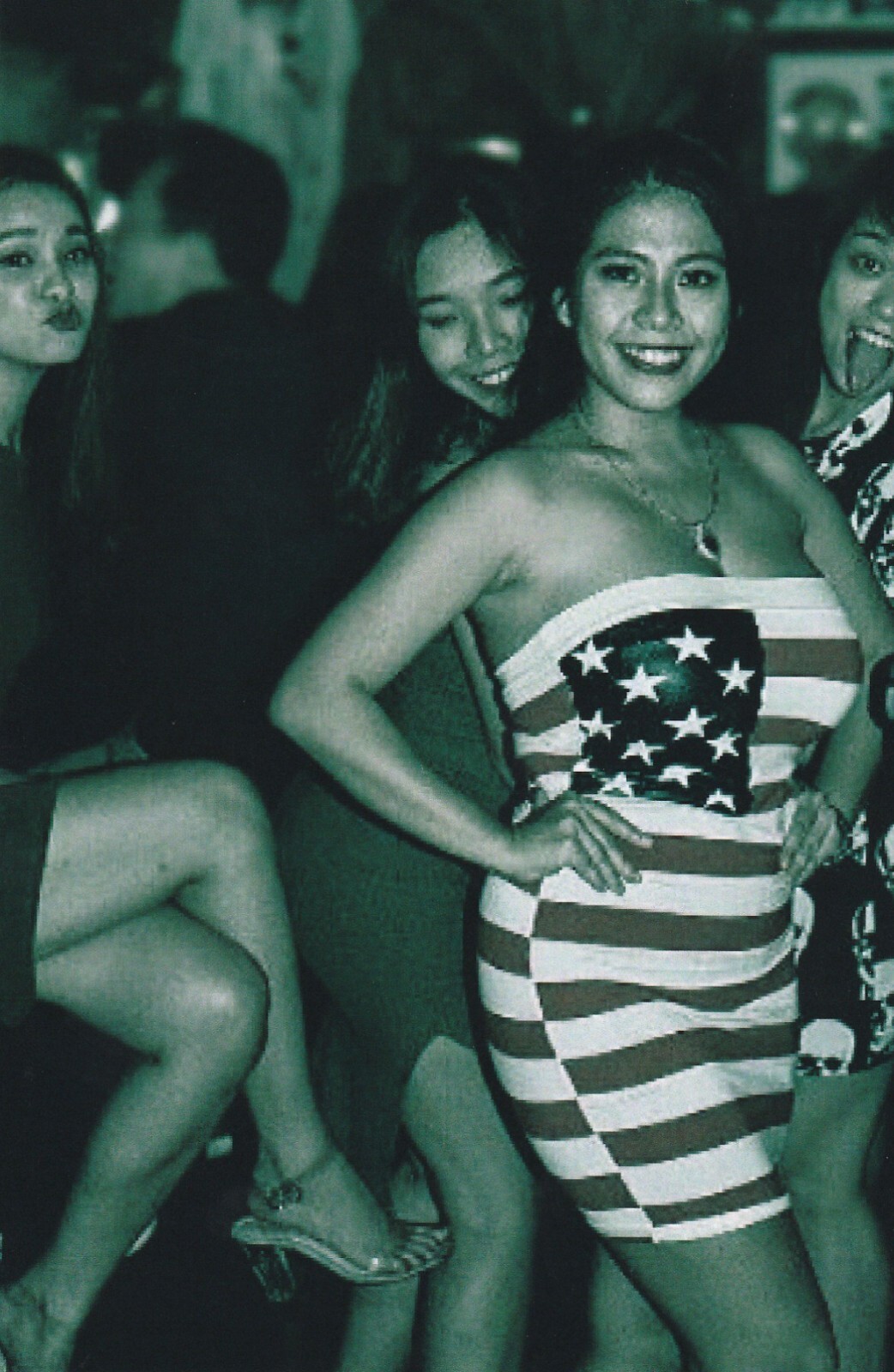 Vietnam  War  Photos --  Saigon Ladys --