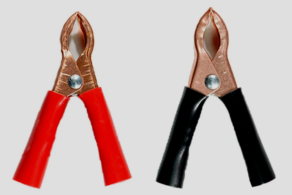 Pair of Alligator Battery Clips for Charging with Vehicle Battery