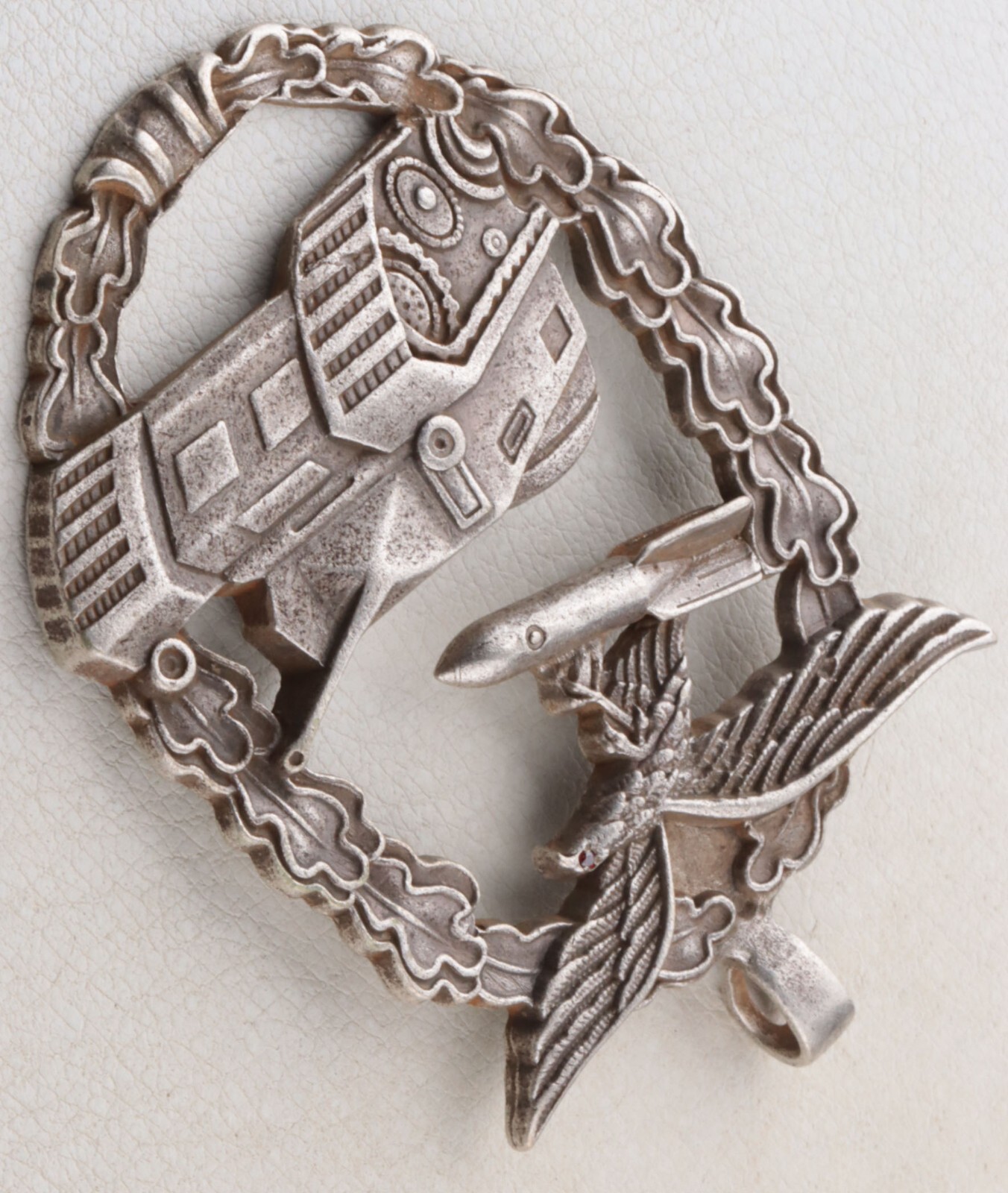 German pilot pendant 800 Silver WW2 Bomb Luftwaffe Tank WWII Wehrmacht Tank Eagl