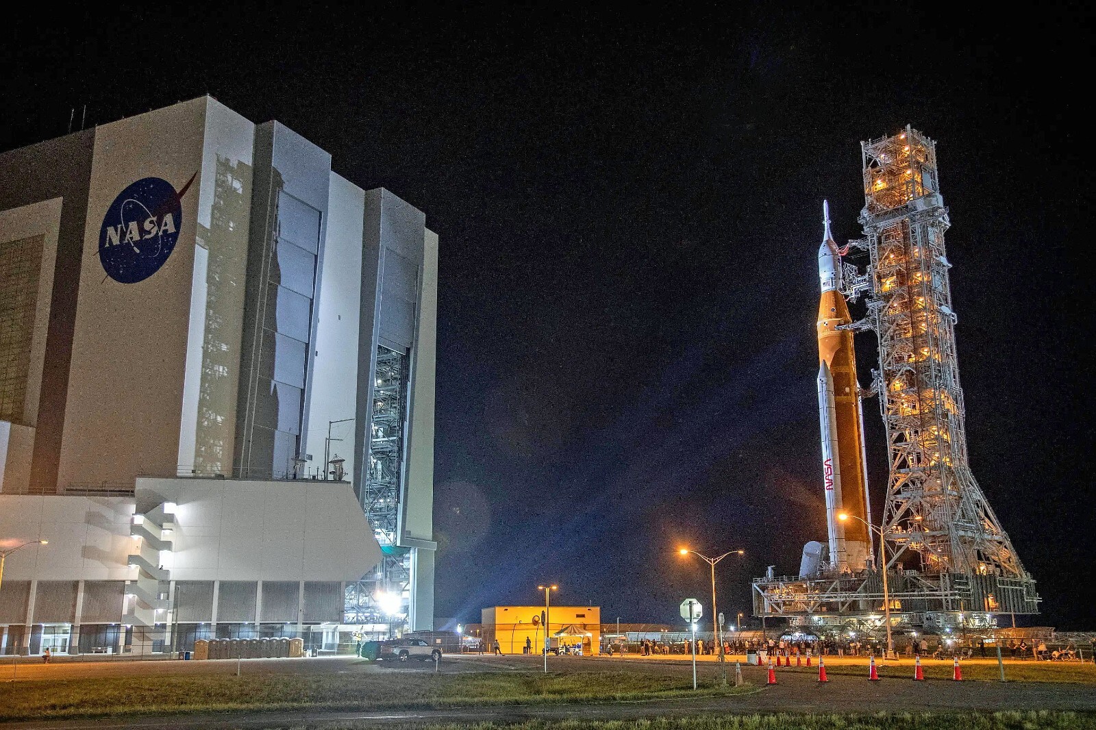 Authentic ARTEMIS PROGRAM- SLS -ORIGINAL NASA- BLACK SPACE Mission PIN