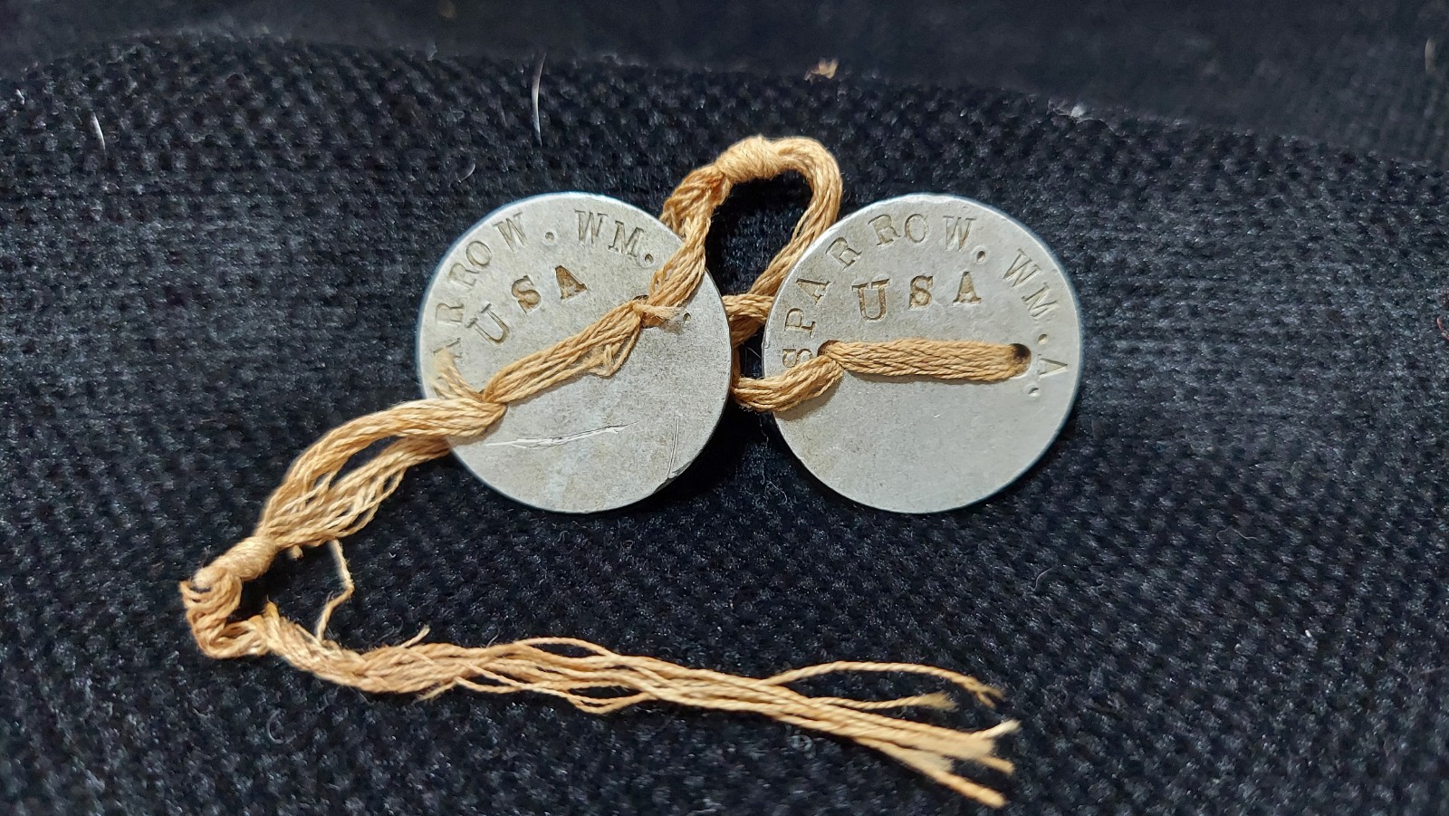 WWI Named Soldier Photo Dog Tags Convex Glass Military Frame