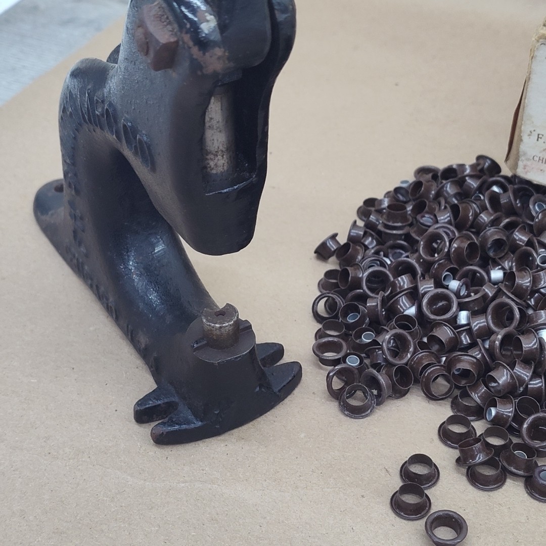 Smith Universal Hook & Eyelet Setting Machine No7 Hand Press Grommet Klondyke