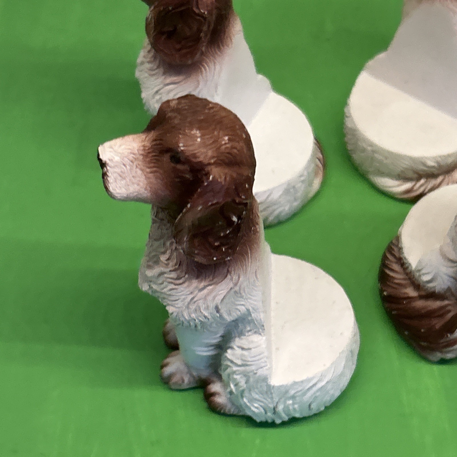 Planter Riser Plant Stand Pot Feet Springer Spaniel Dog X4