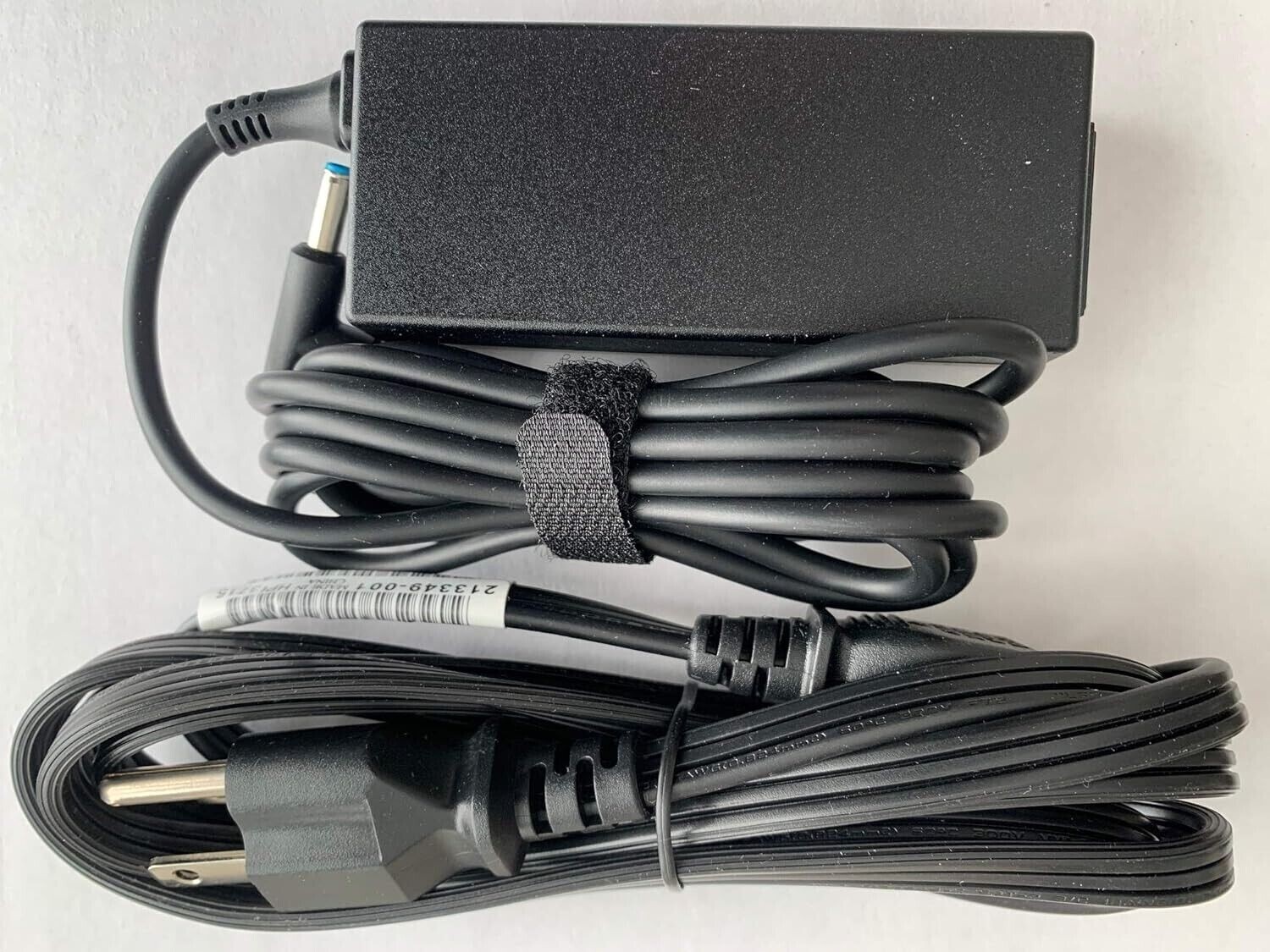 Genuine 45W HP Laptop Charger AC Power Adapter 740015-002 741727-001 19.5V 2.31A