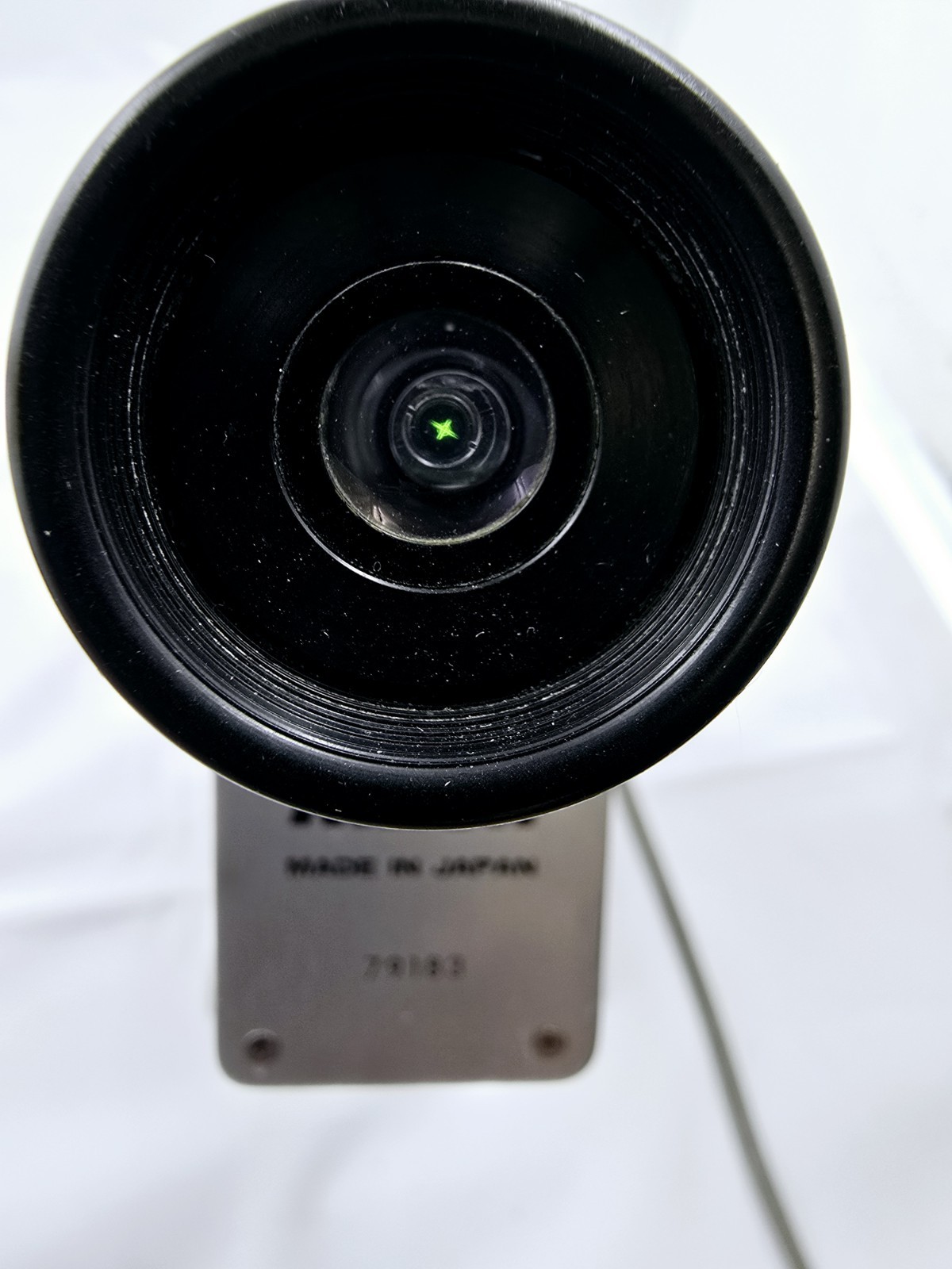 Nikon Lensometer POWERS ON. MISSING PIECES?