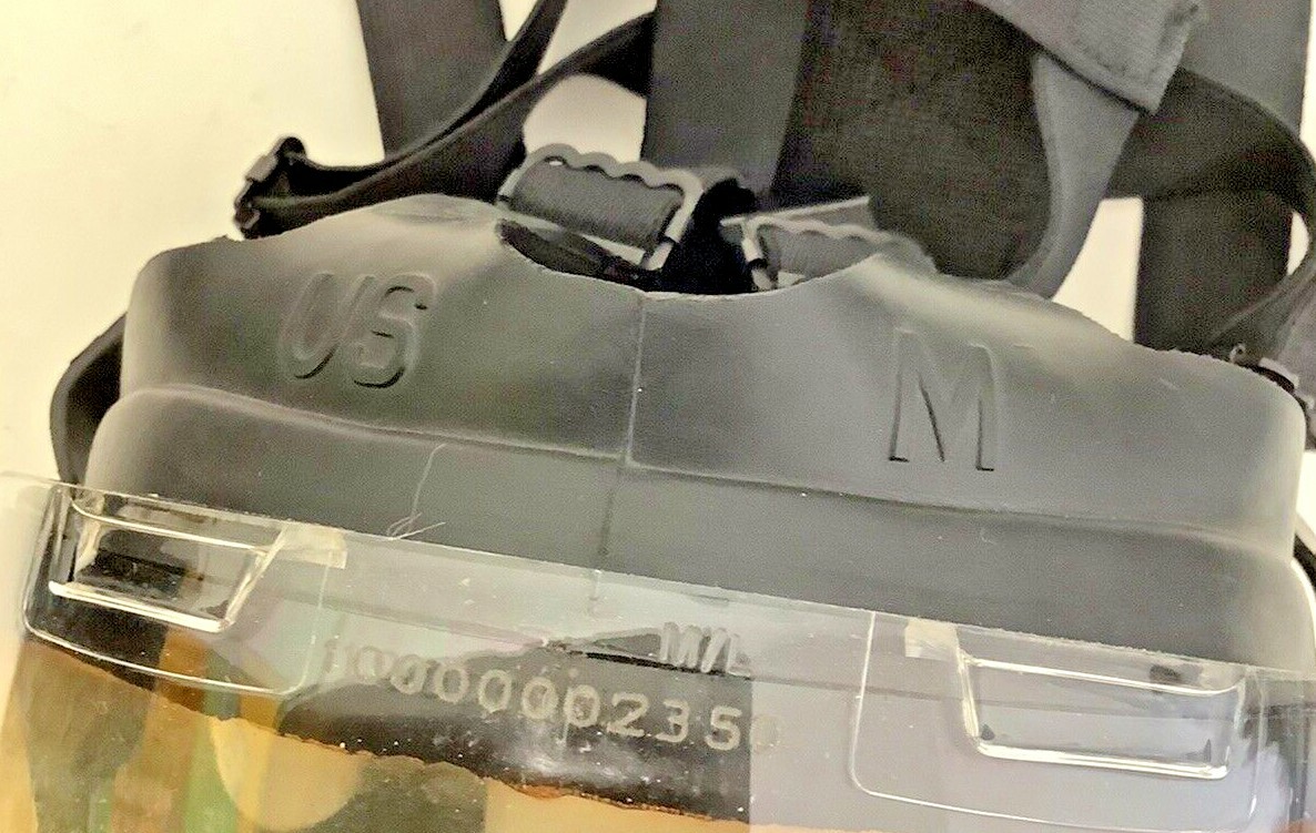 MSA Millennium Full Face Gas Mask CBRN Riot Control Size Medium w/ Backpack