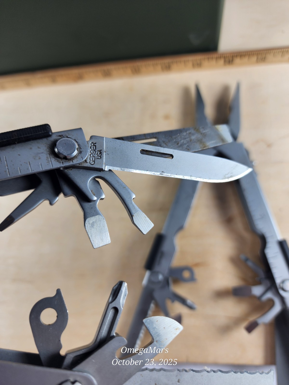 Gerber MP 600 Multi-Plier 600 Stainless/Black BASIC (no carbide) x1(ONE) per