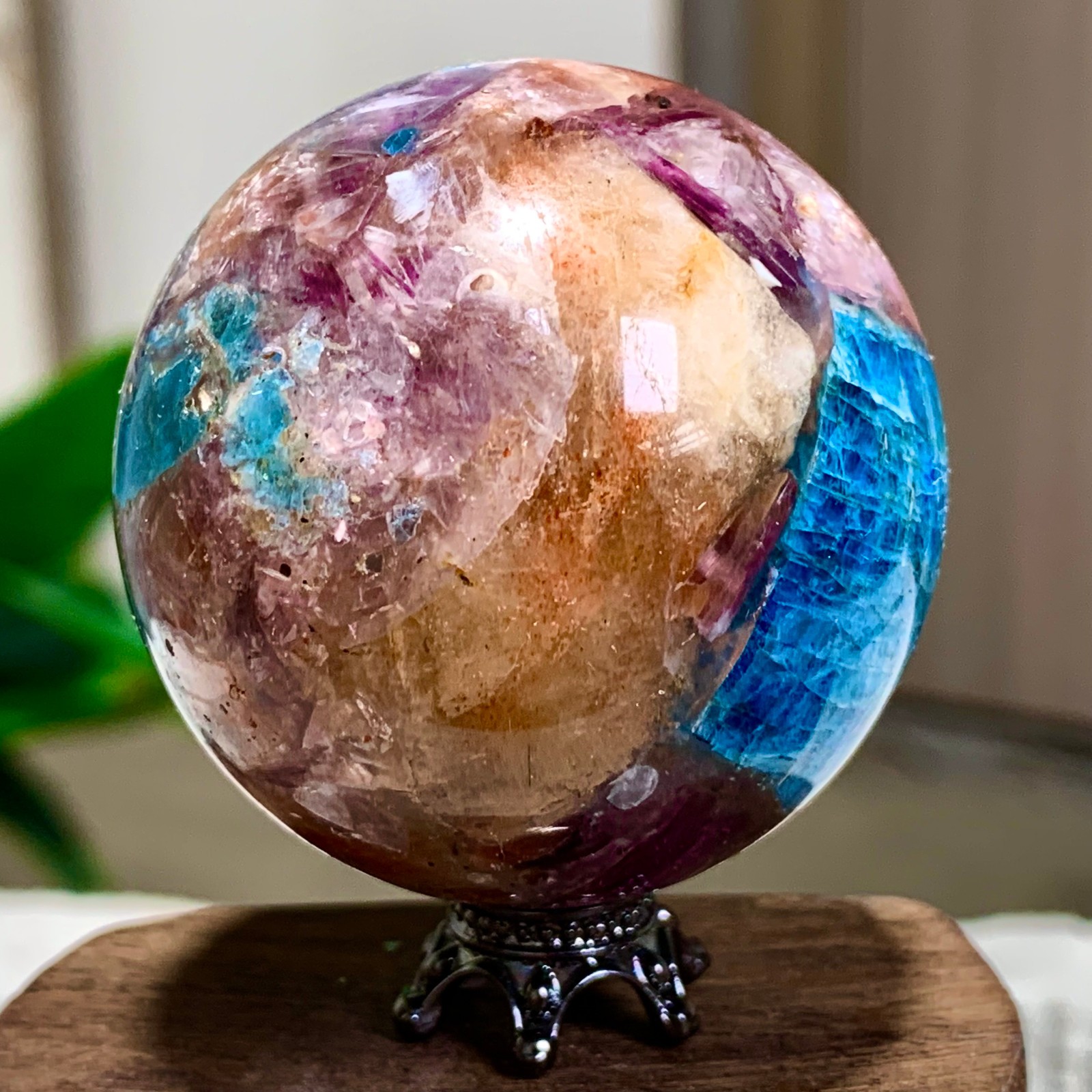 113G Natural Blue Aptite +Sun Stone purple lepidolite Sphere mineral sample
