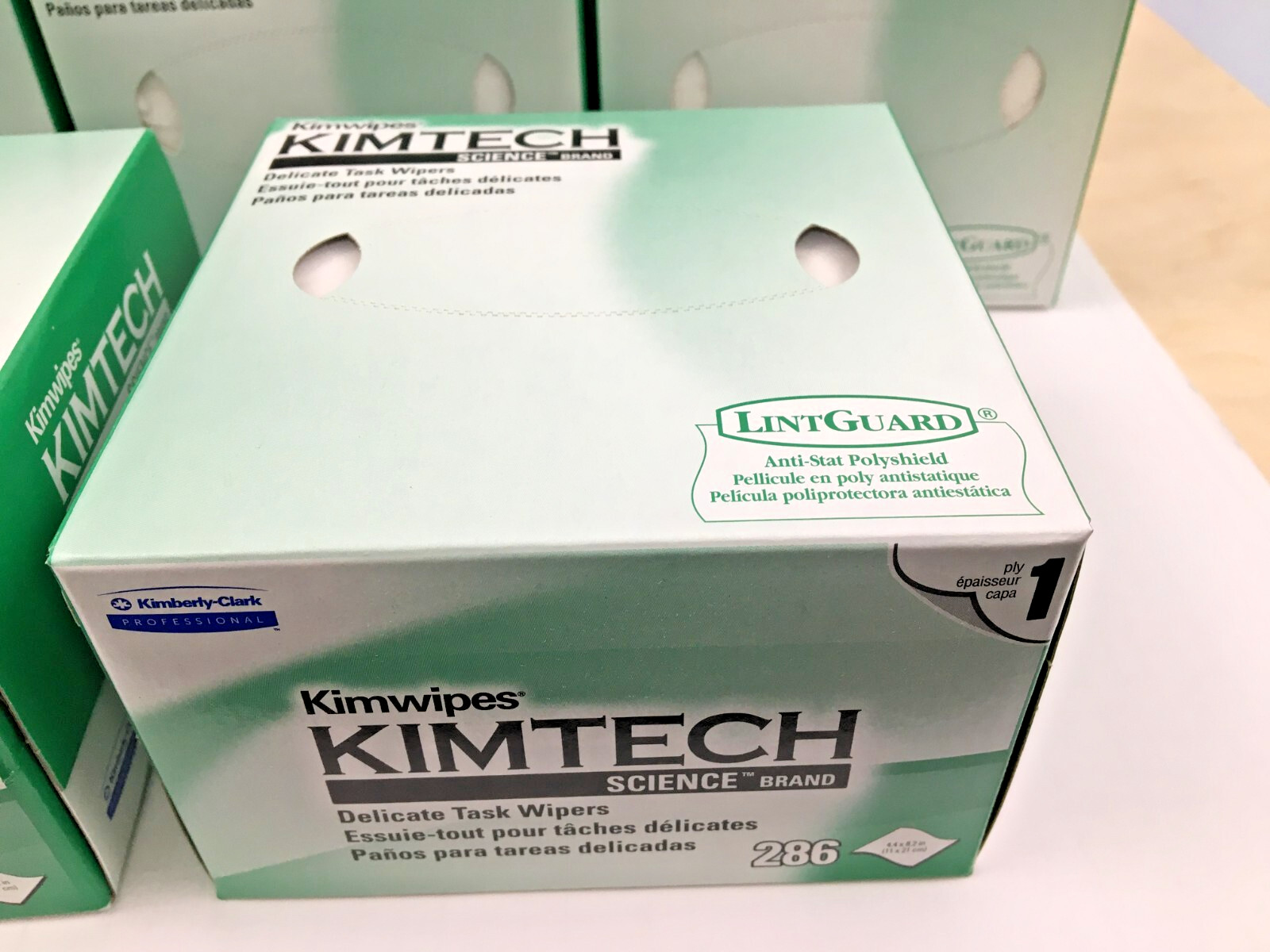 Kimwipes Delicate Task Wipes 34155, 5 Boxes of 286, 1430 Wipes Kimtech Science