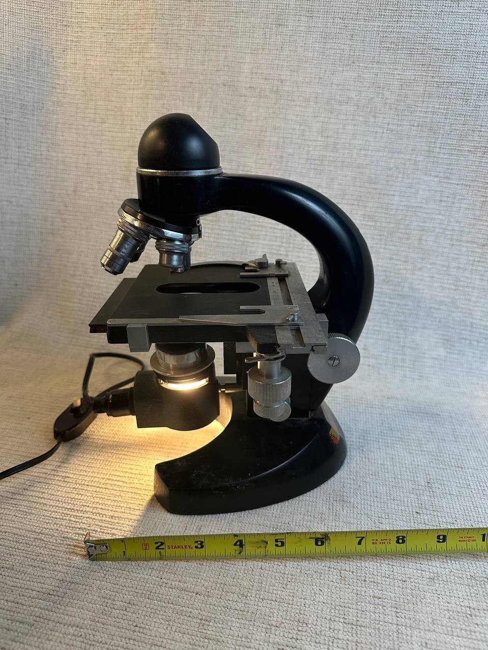 Vintage Wolfe Wetzlar Germany Microscope Carolina Biological 032-1 171