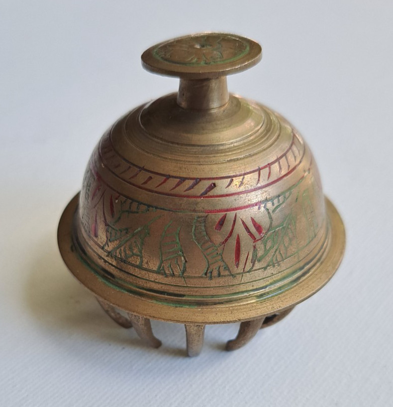 Brass Etched Design Elephant Claw Bell Meditation Temple India Vintage Prayer