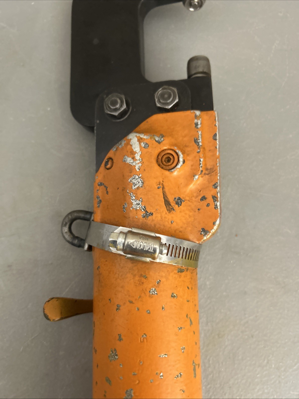 APT 720 Pneumatic Compression Rivet Squeezer air riveter aircraft