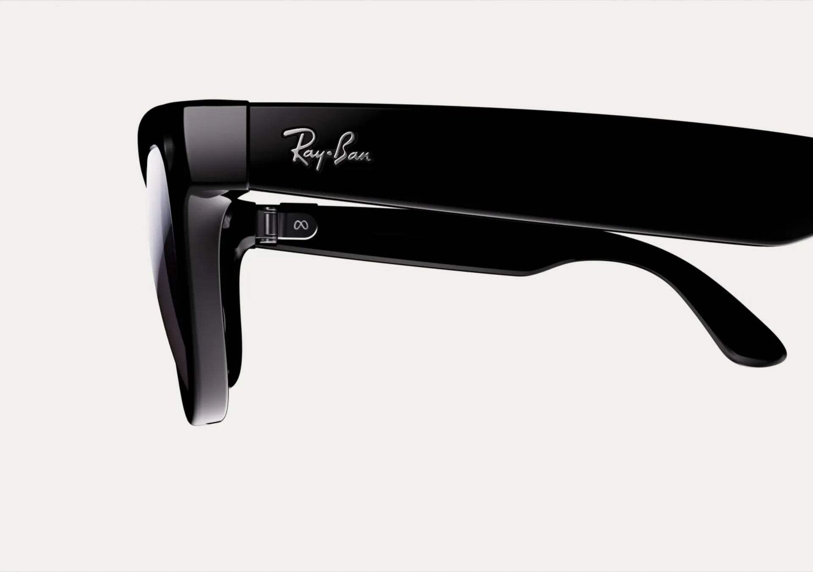 RAY-BAN META (REFURBISHED) SKYLER, SHINY BLACK, TRANSITIONS, GEN S AMETHYST