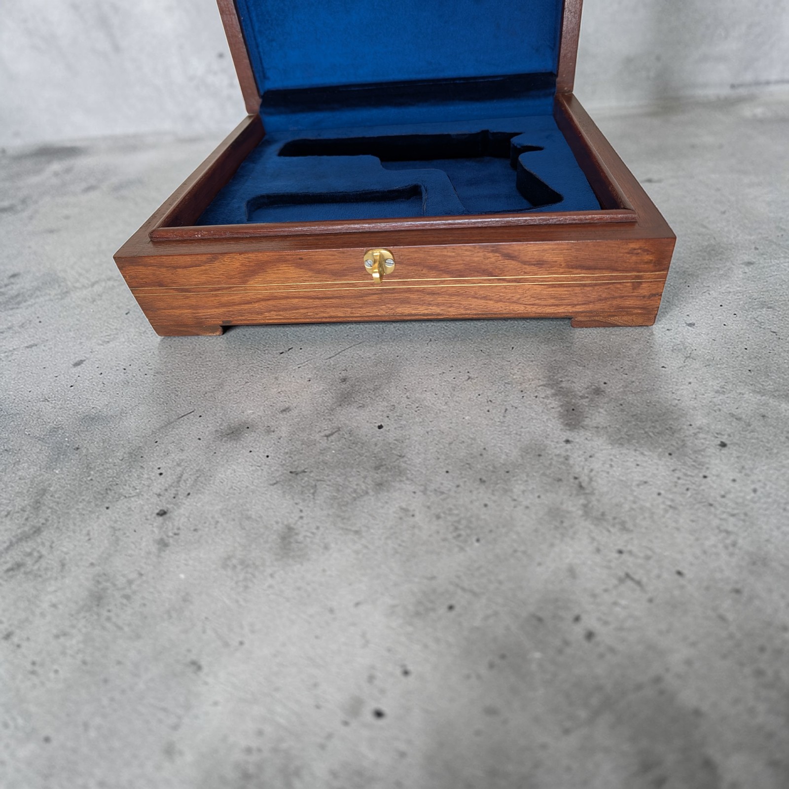1911 Wood Storage Case in Indian Rosewood, Blue Velvet Lined