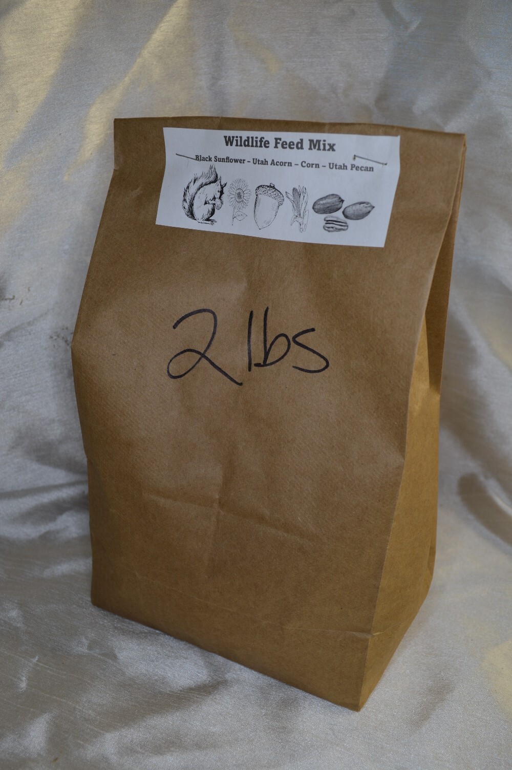 2 LBS Utah Acorn, Utah Pecan, Black Sunflower Seed and Corn Wildlife Feed Mix