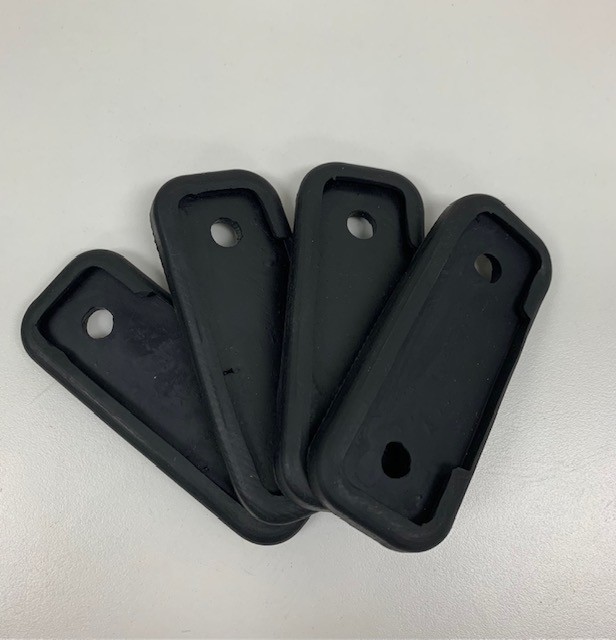 4 Pieces Set Rubber Leg Cushions For Industrial Sewing Machine K-Stand