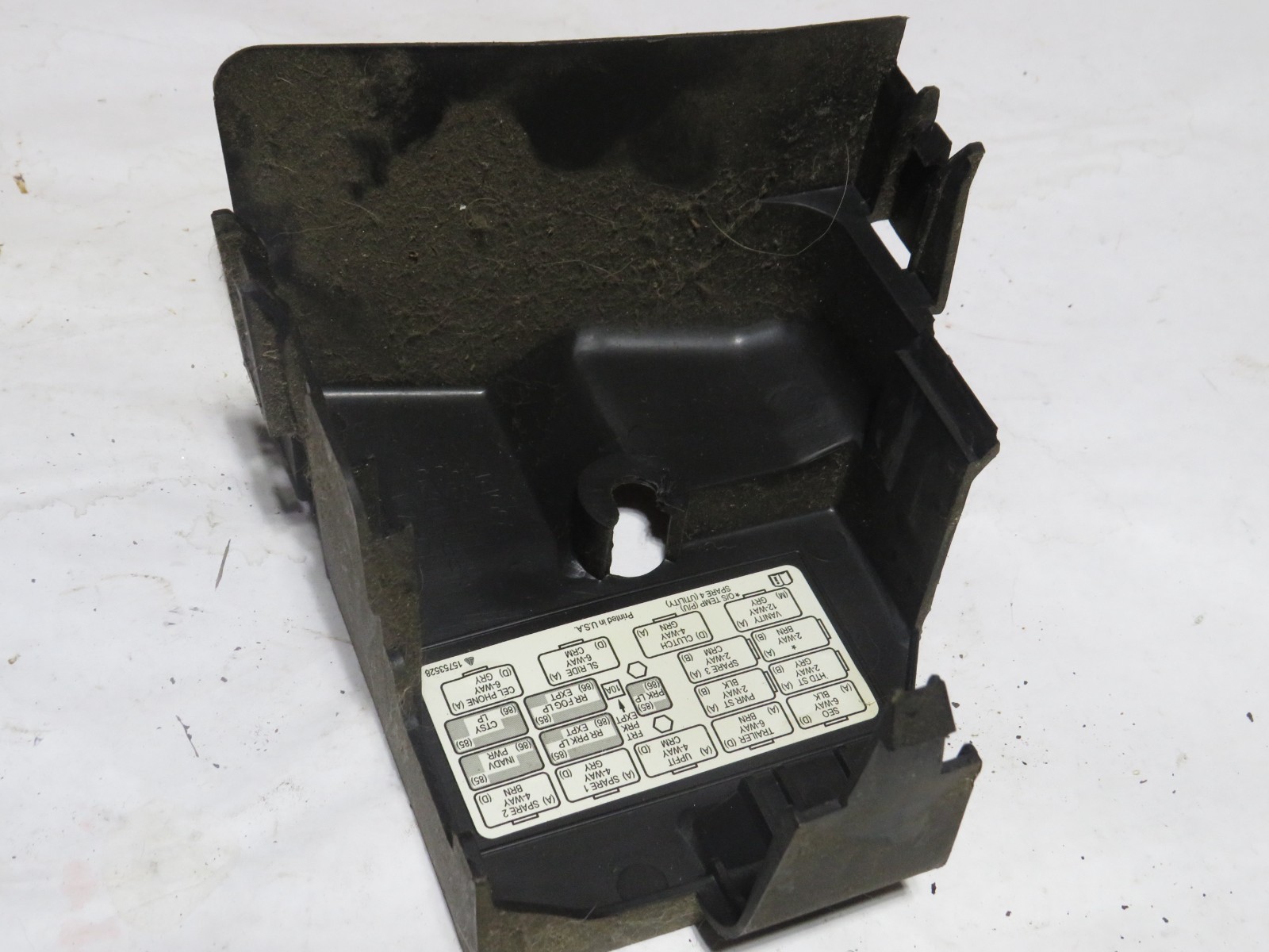 2001 GMC SIERRA CHEVY SILVERADO FUSE BOX COVER