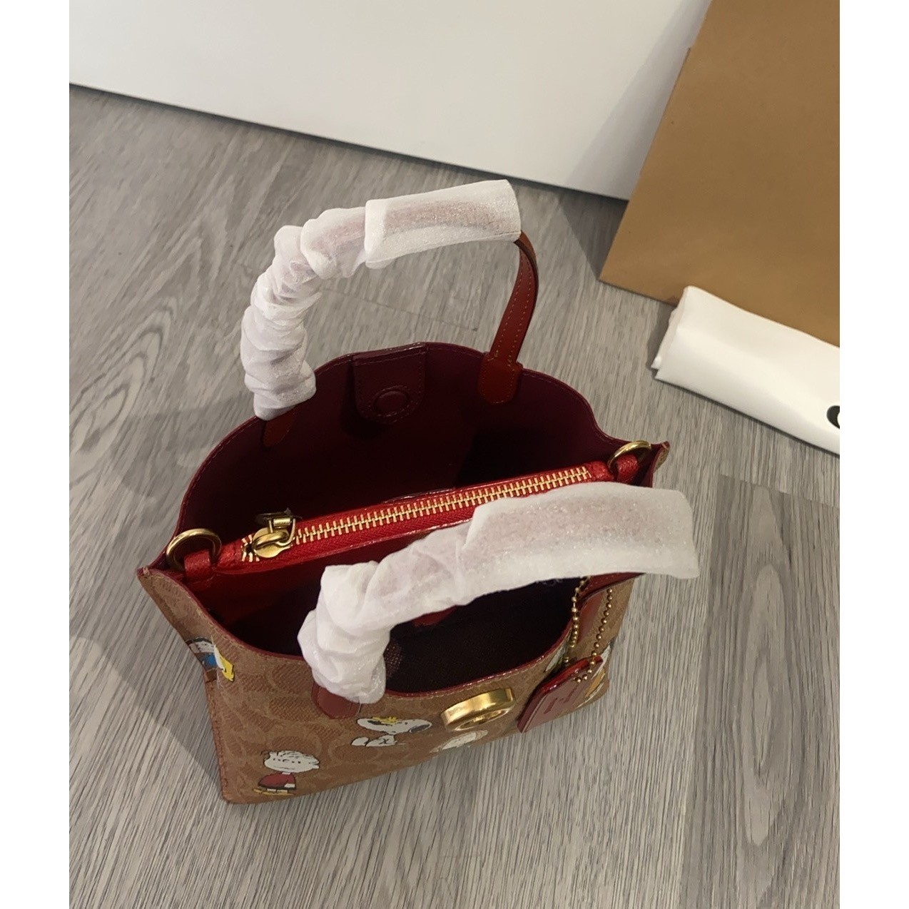 COACH CBF74 X PEANUTS Willow Tote Bag 18 Signature Canvas Removable zip pouch A