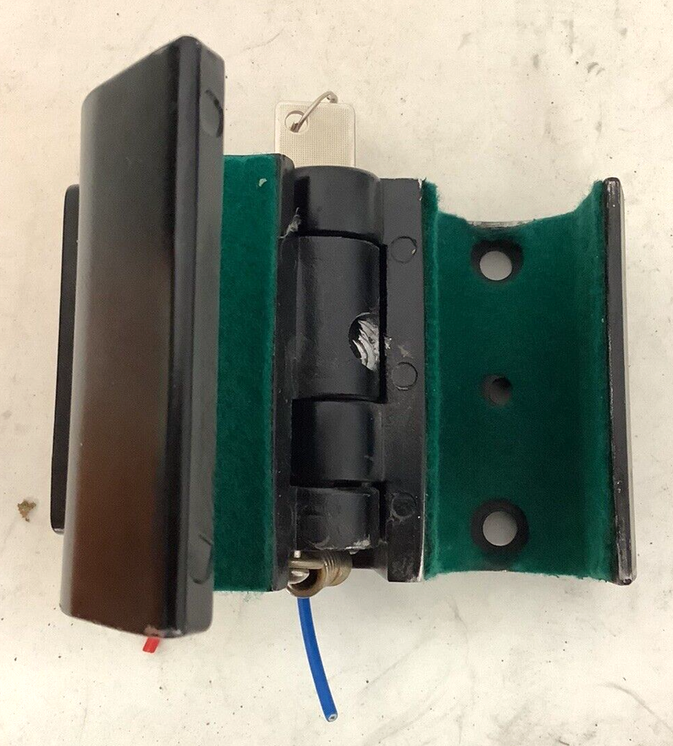 Santa Cruz Shotgun Medium Gun Lock WITH KEY INCLUDED!!!!!! SC-1, 12V #2