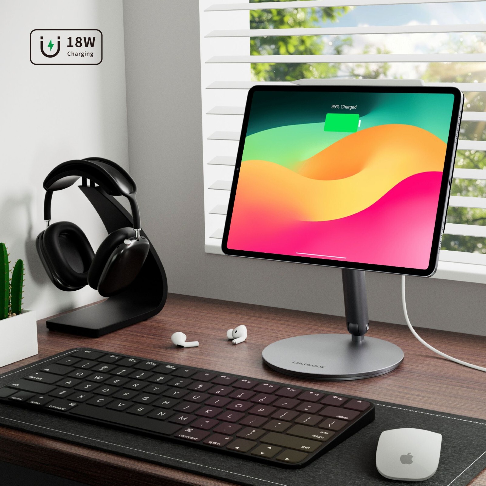 360 Rotating Foldable Magnetic Wireless Charging Stand For iPad Pro M4 13/12.9