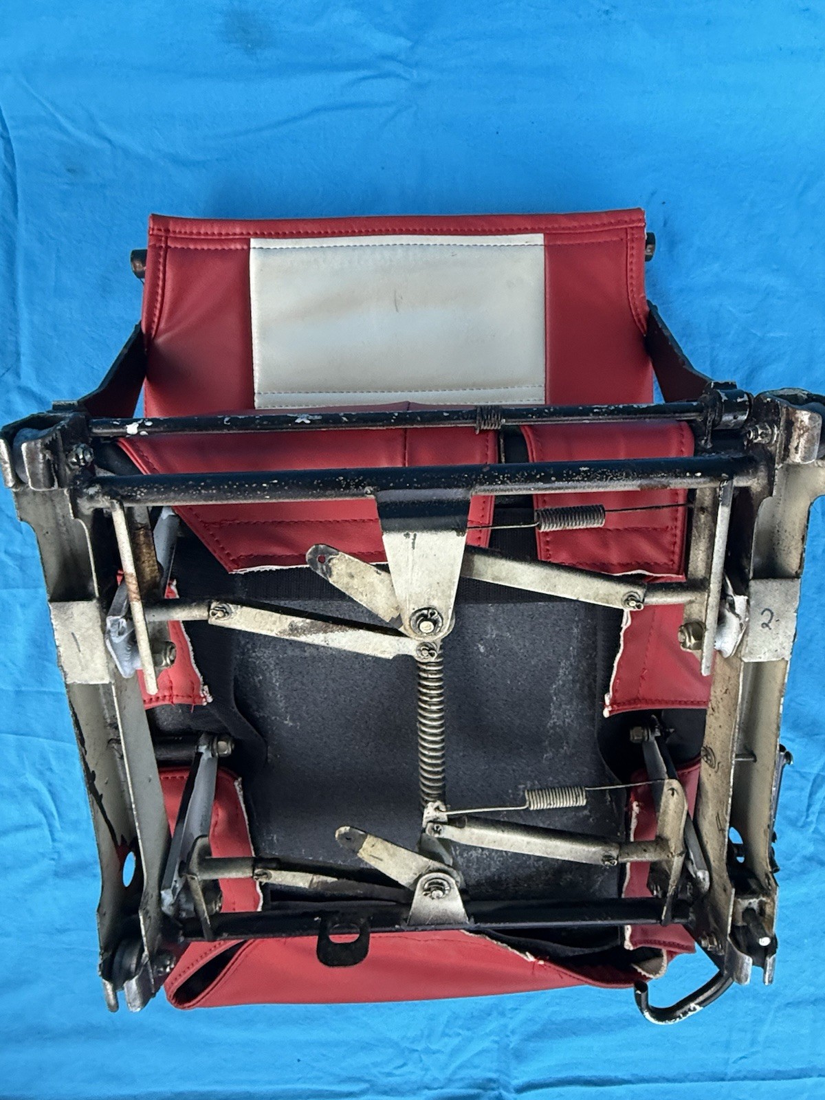 PN 0414058-1 Seat Pilot Cessna A152 Aerobat