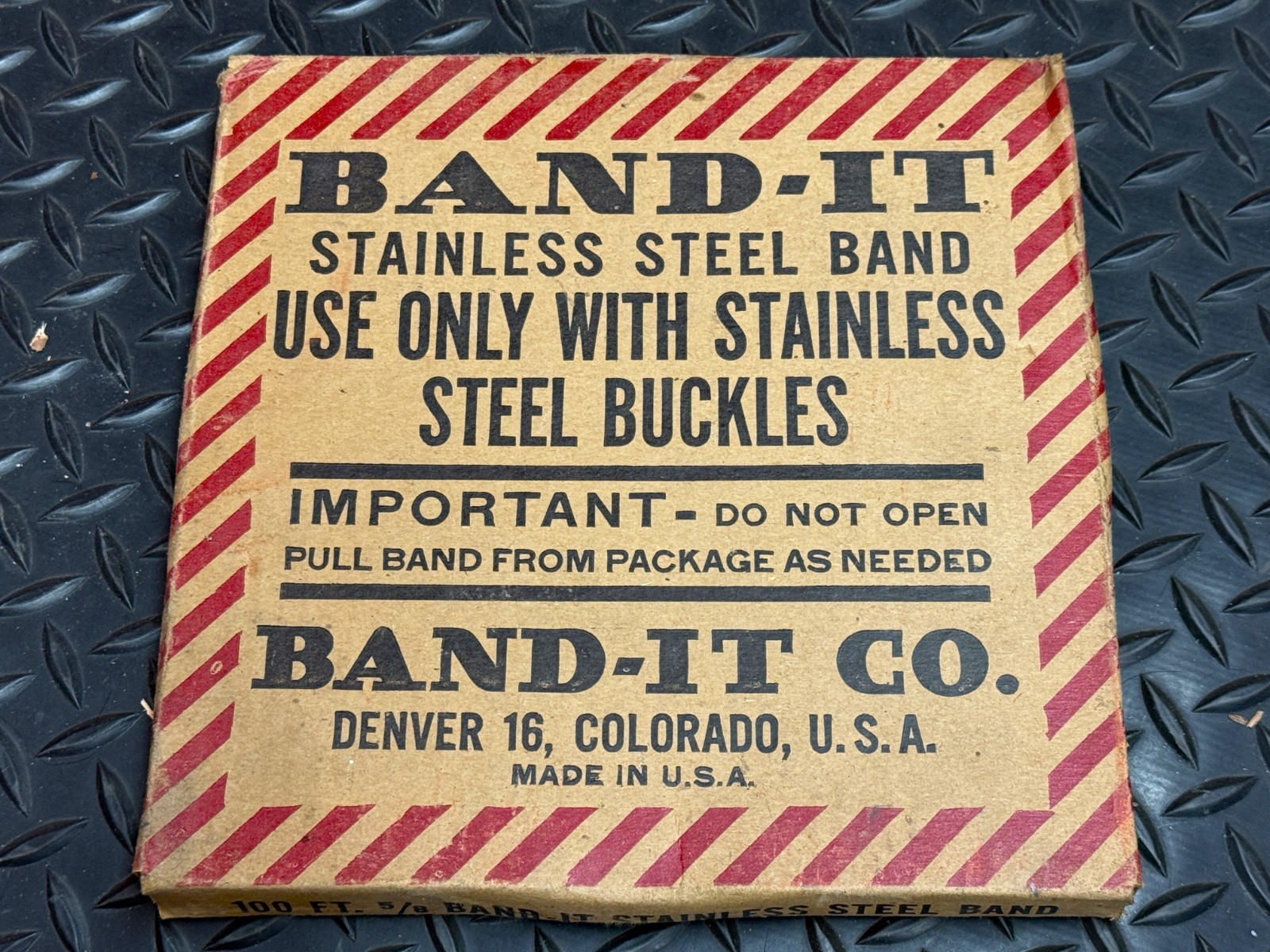 Sealed NOS BAND-IT ( 5/8 x 100 feet ) SS Stainless Steel band 100' coil