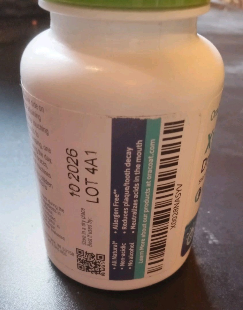 Oracoat XyliMelts for Dry Mouth Night Time or Day - 100 Count Mild Mint Flavor