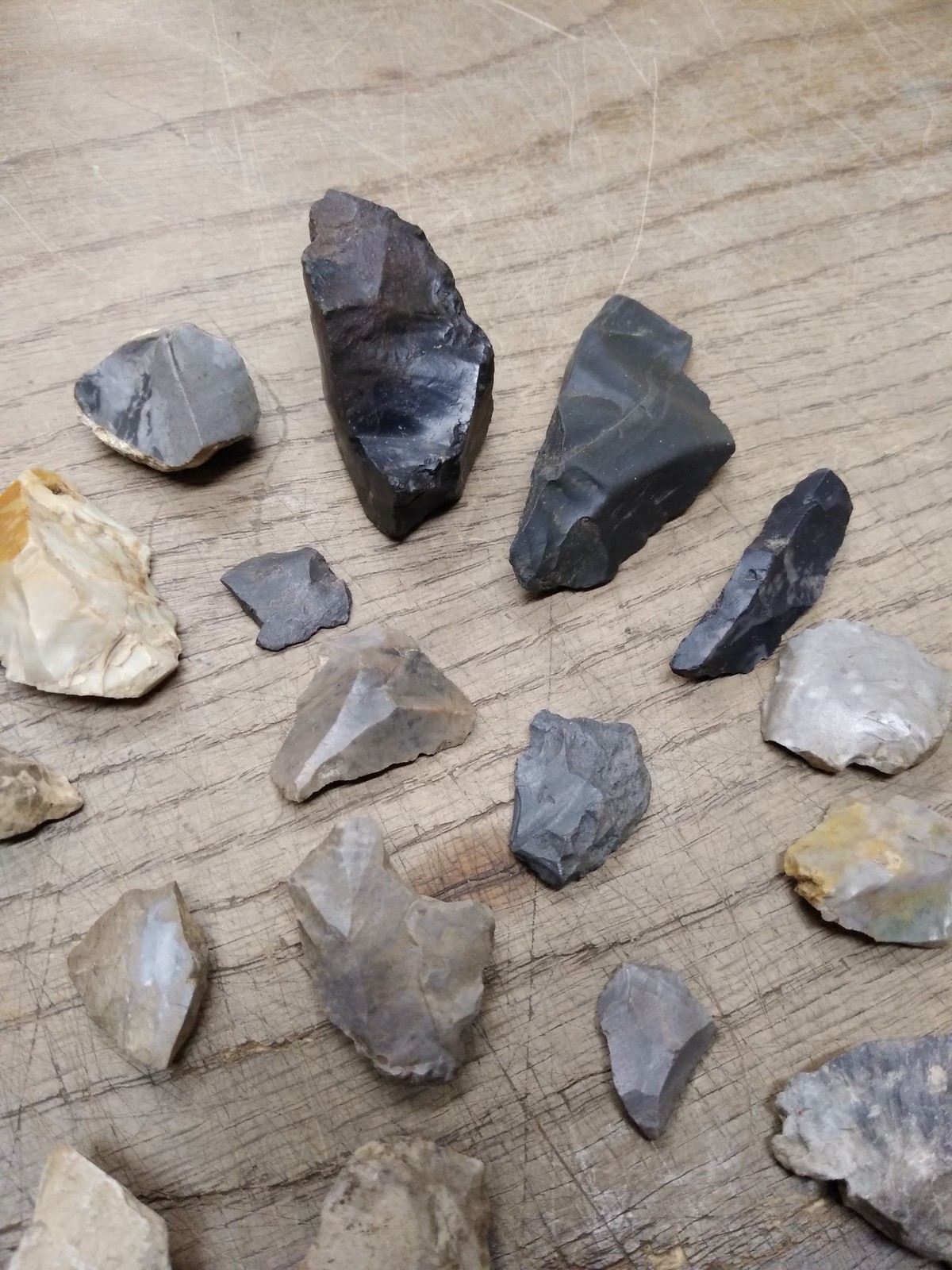 21 Piece Pennsylvania Native American Arrowheads Artifacts Tool Shards Lot