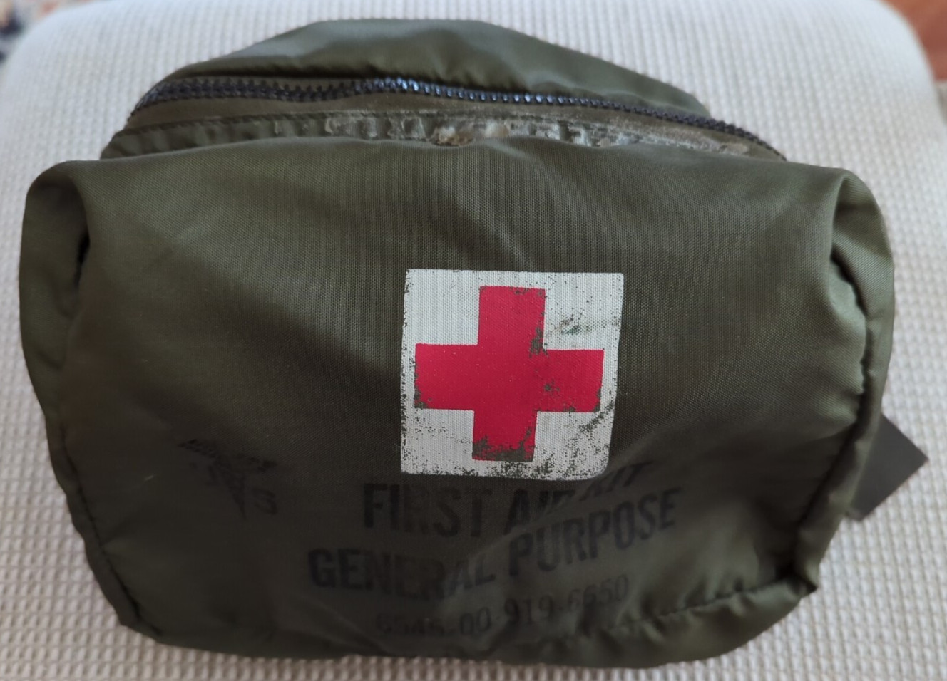 VINTAGE FIRST AID KIT GENERAL PURPOSE 6545-00-919-6650/WWII Soft Bag.