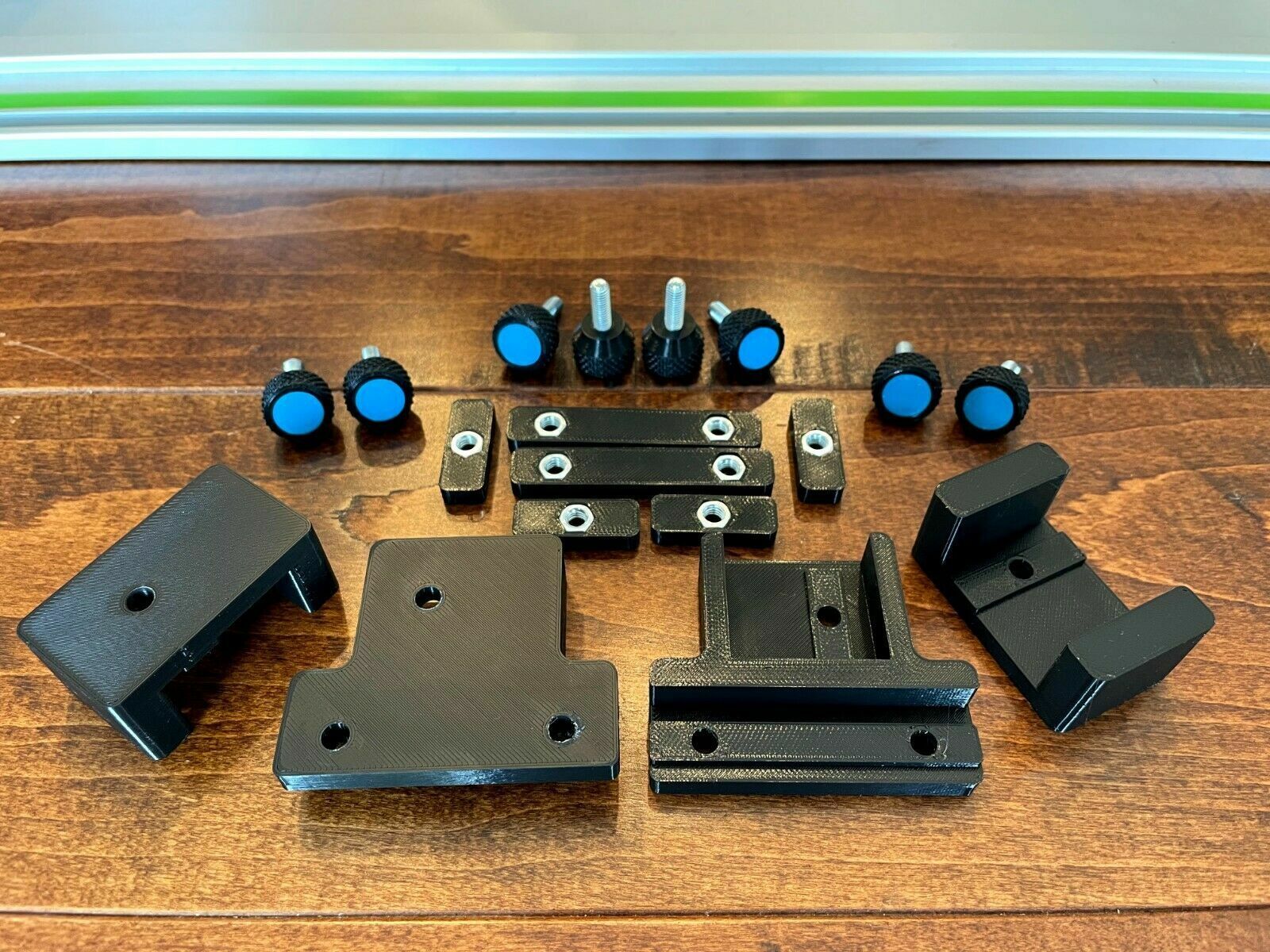 Parallel Guides for Makita Guide Rails and Track Saws By ToolCurve