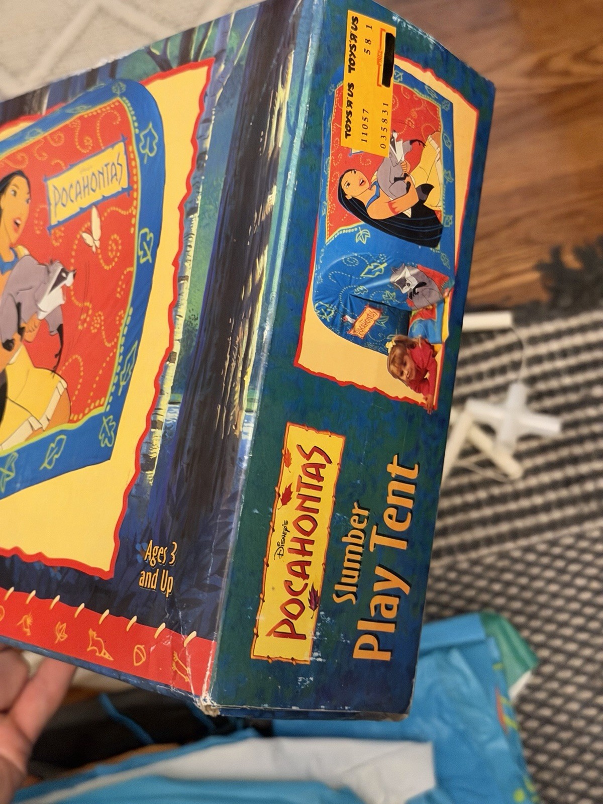 RARE Vtg Disney Pocahontas Vinyl Slumber Kids Play House Camp Tent 40x30x44 Used