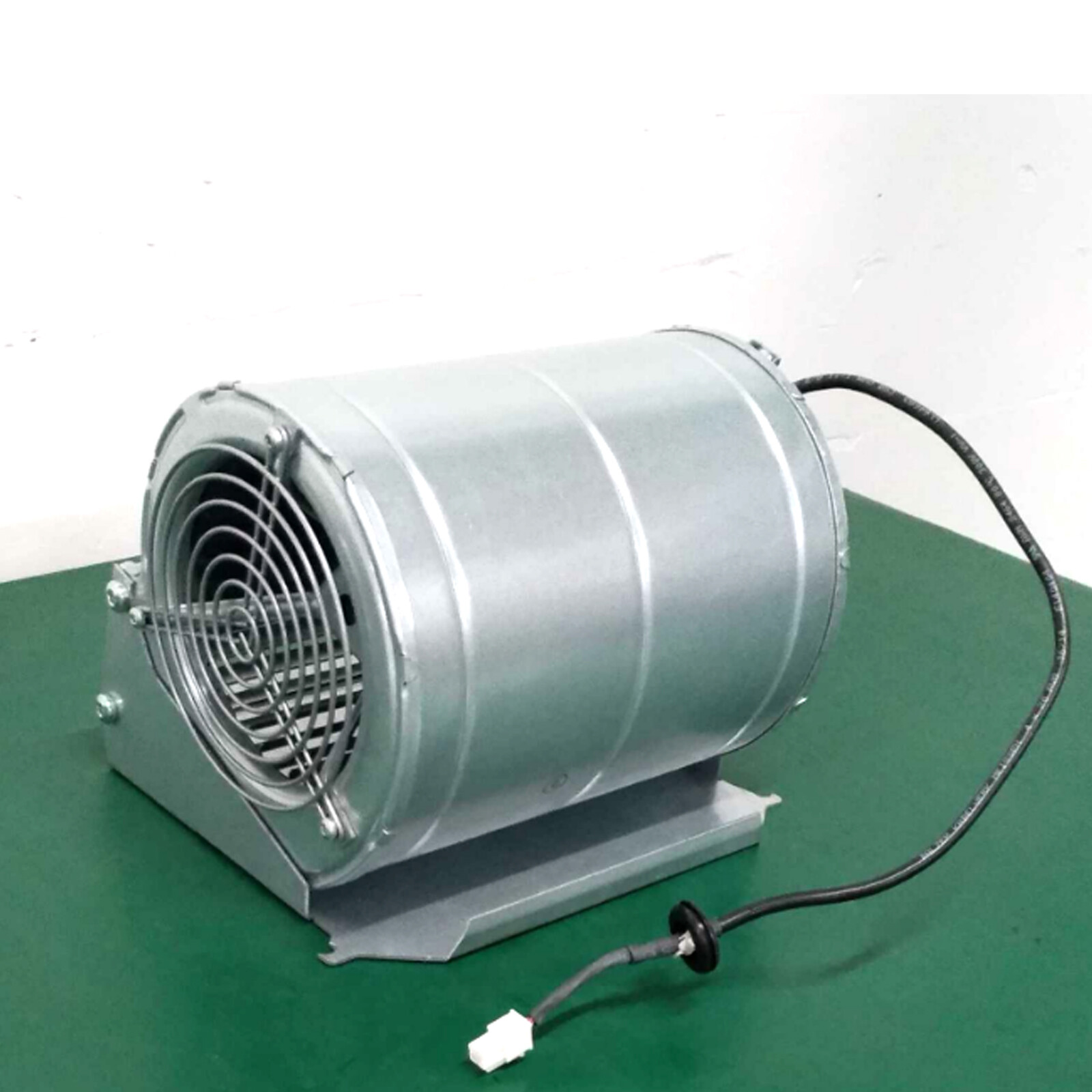 1PC Inverter Dedicated Cooling Fan for D1G133-AB39-22 DC48V 105W
