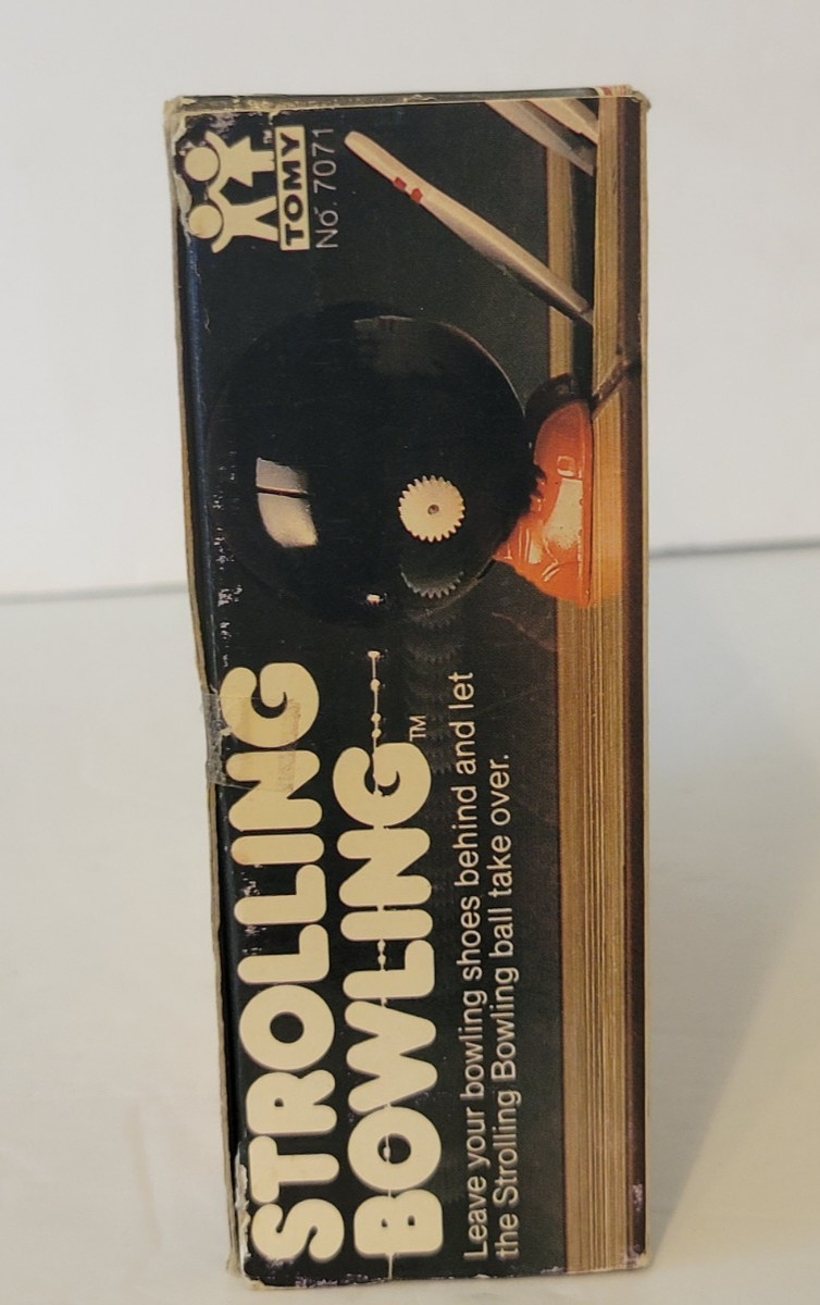 VINTAGE 1980s TOMY WIND UP STROLLING BOWLING GAME WITH BOX WORKING