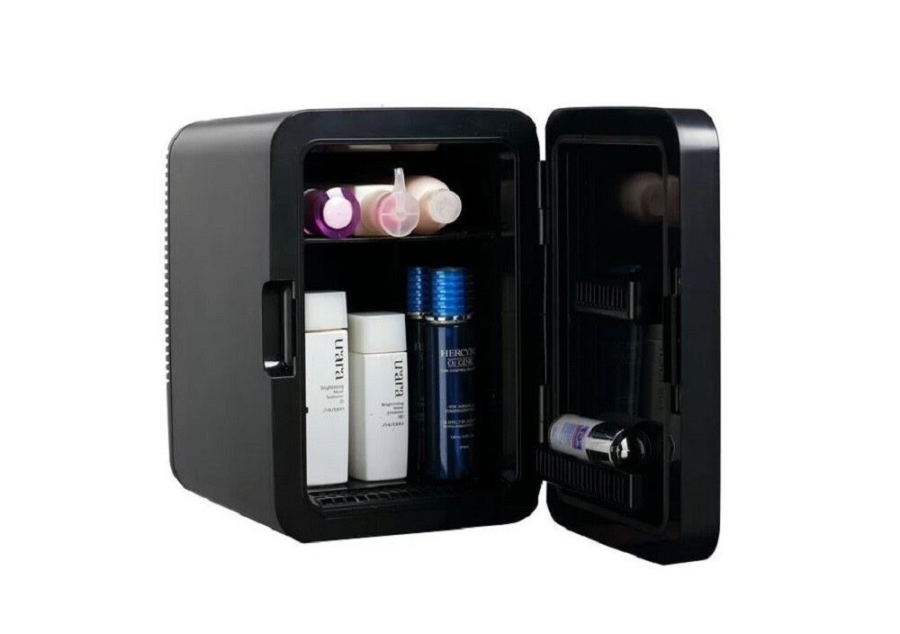 Frigidaire Portable 15-can Mini Fridge Black Stainless Steel EFMIS183-SSBLK