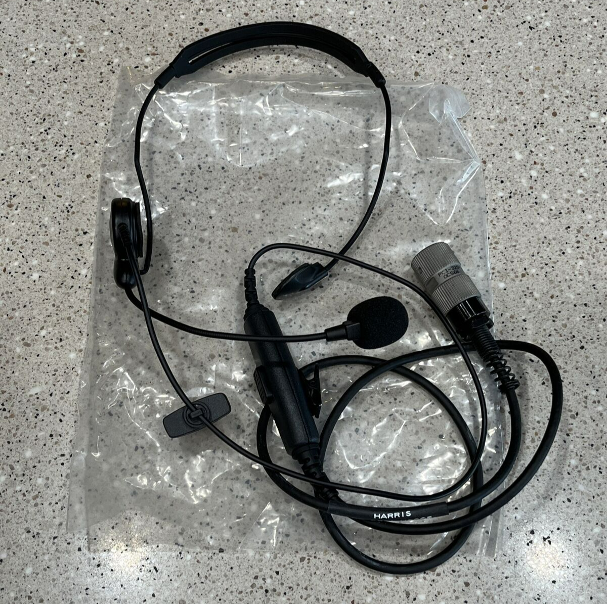 NEW Harris RF-5961-HS005 PTT Headset / Microphone W/ 6 PIN MIL SPEC CONNECTION