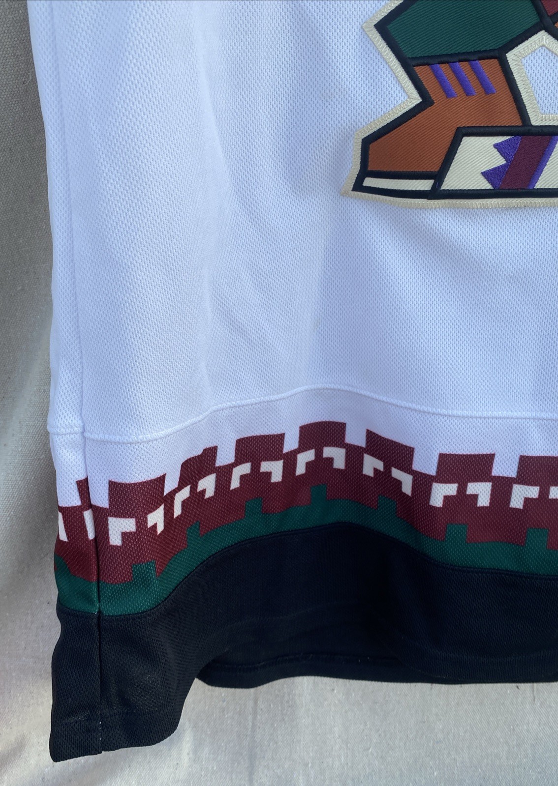 Arizona Coyotes Adidas Primegreen Away Kachina Jersey Size 50 Used ONCE w/ BOX