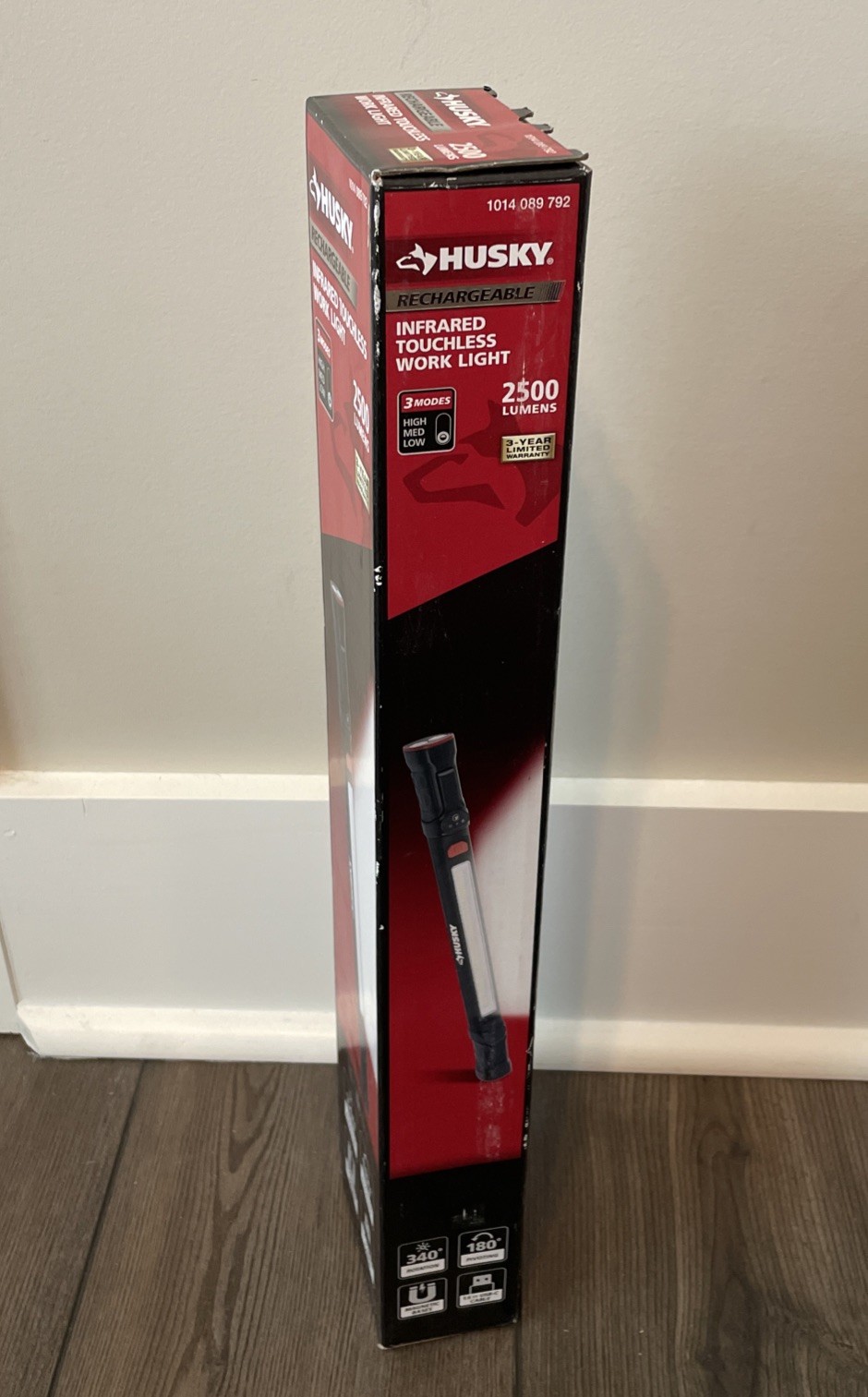 Husky LED Infrared Touchless Work Light Rechargeable 2500 Lumens Magnetic Bases