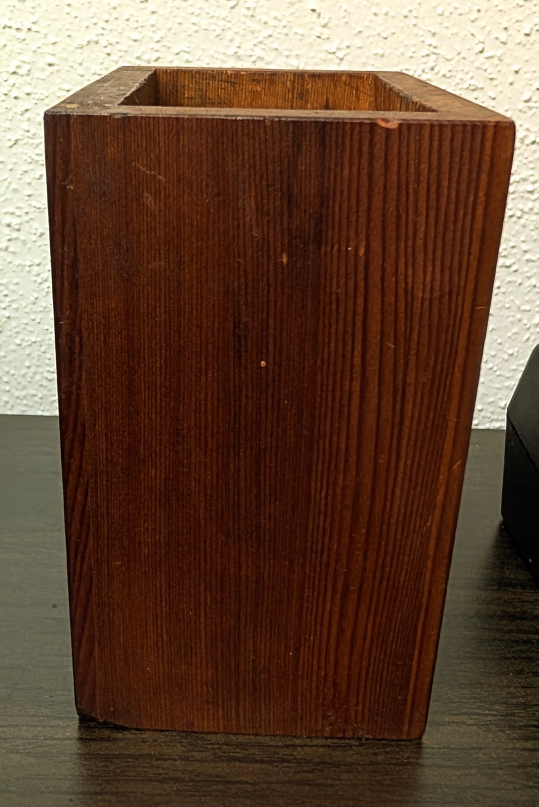 VTG 1988 Signed P DUNTHORNE UPPER SKAGIT RAVEN Northwest Cedar Wood Box.