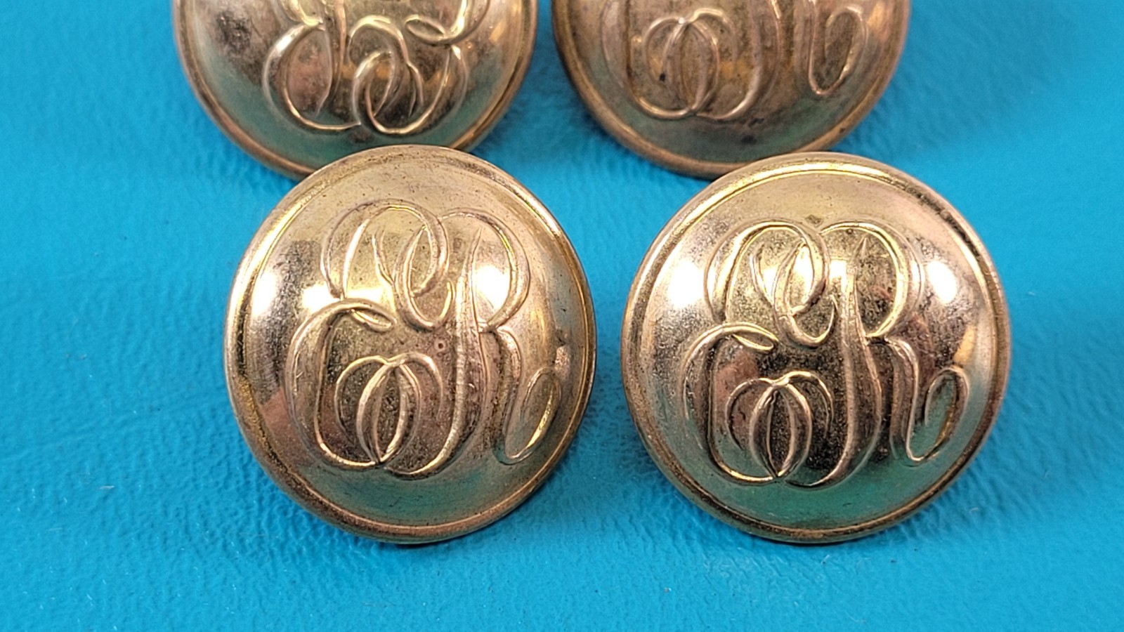 Lot of 4 Antique Spanish Amer War Buttons Gilt Royal Army Cuba Captured TR1144