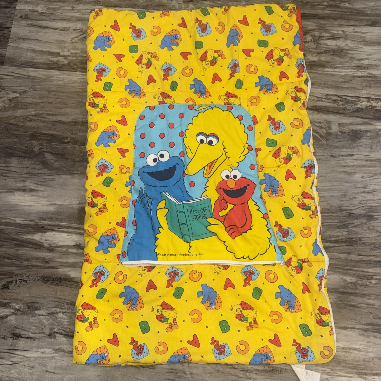 Vintage Big Bird Sesame Street Yellow Kids Sleeping Bag 39X25 Folds Into Pillow
