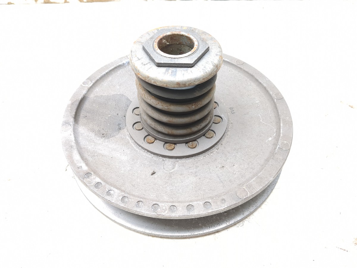 23 Yamaha Wolverine 1000 RMAX 4CVT Secondary Driven Clutch Assembly