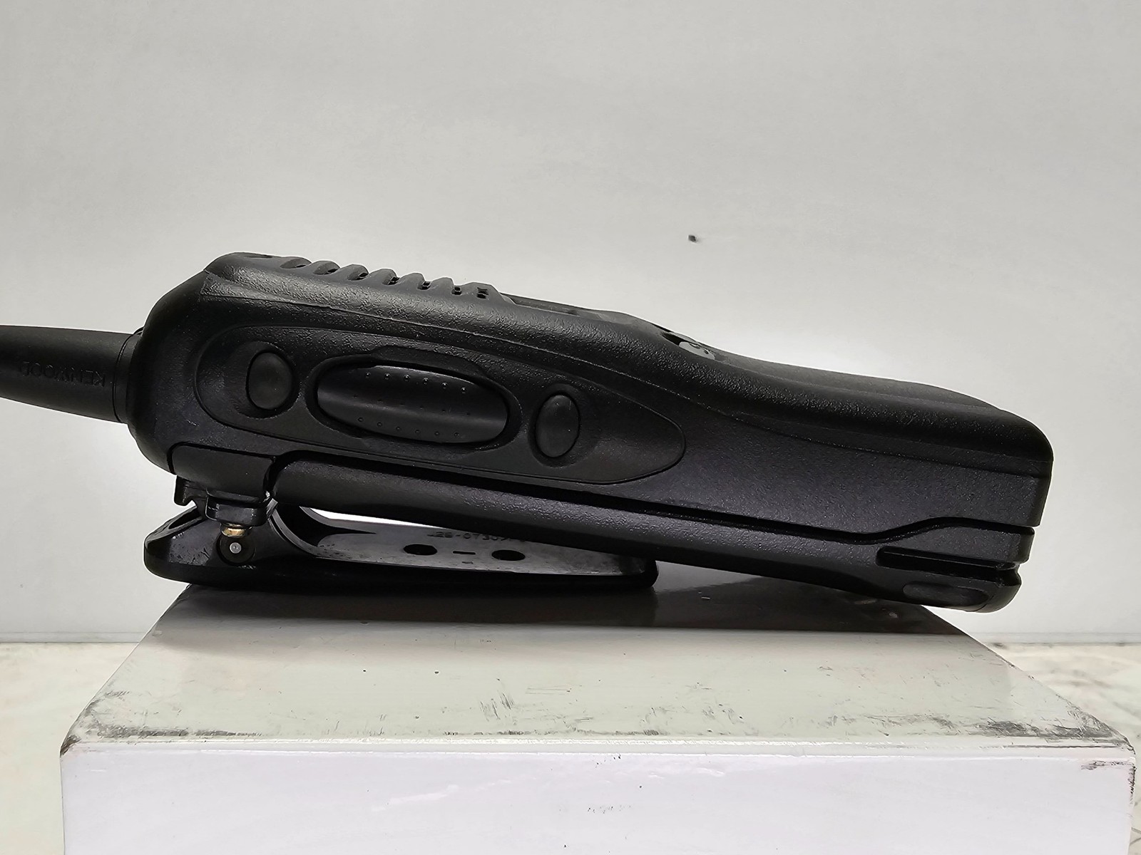 Kenwood TK-2180 VHF 136 - 174 MHz 5 Watt 500+ Channel Ltd Keypad Radio