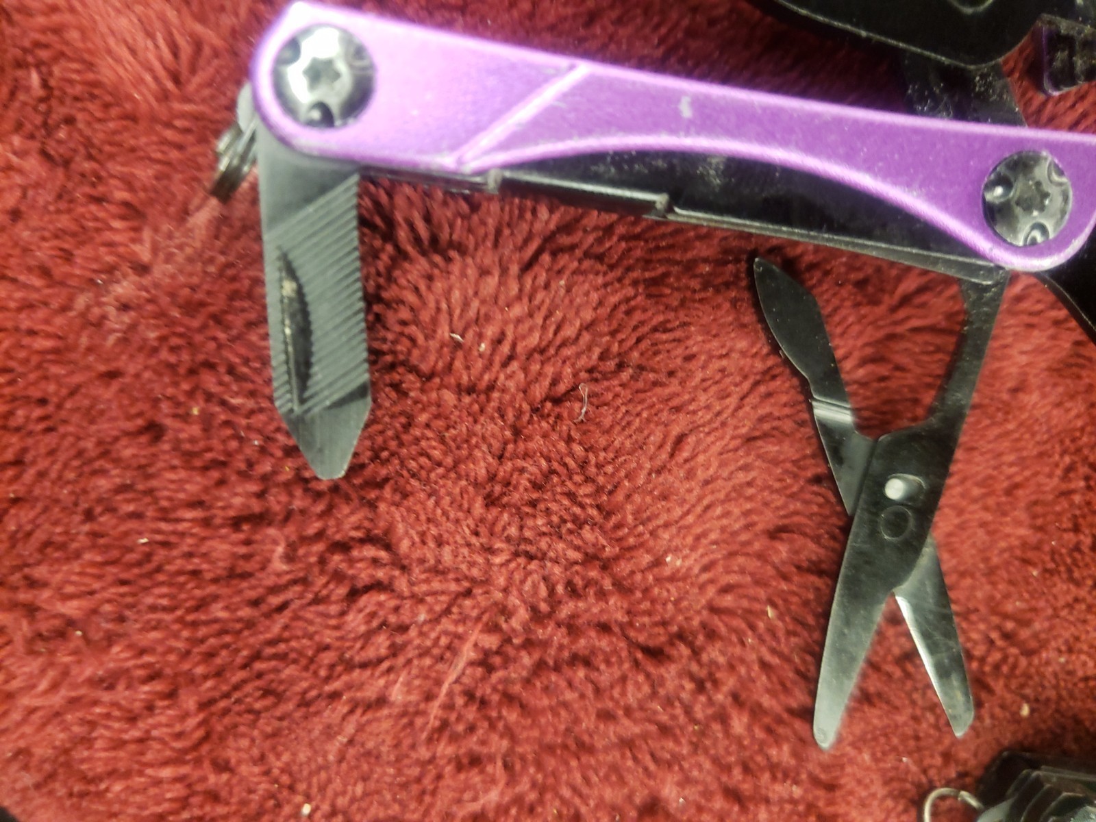 Lot of 2 Gerber Multi Tool Dime multiplier Black & Purple